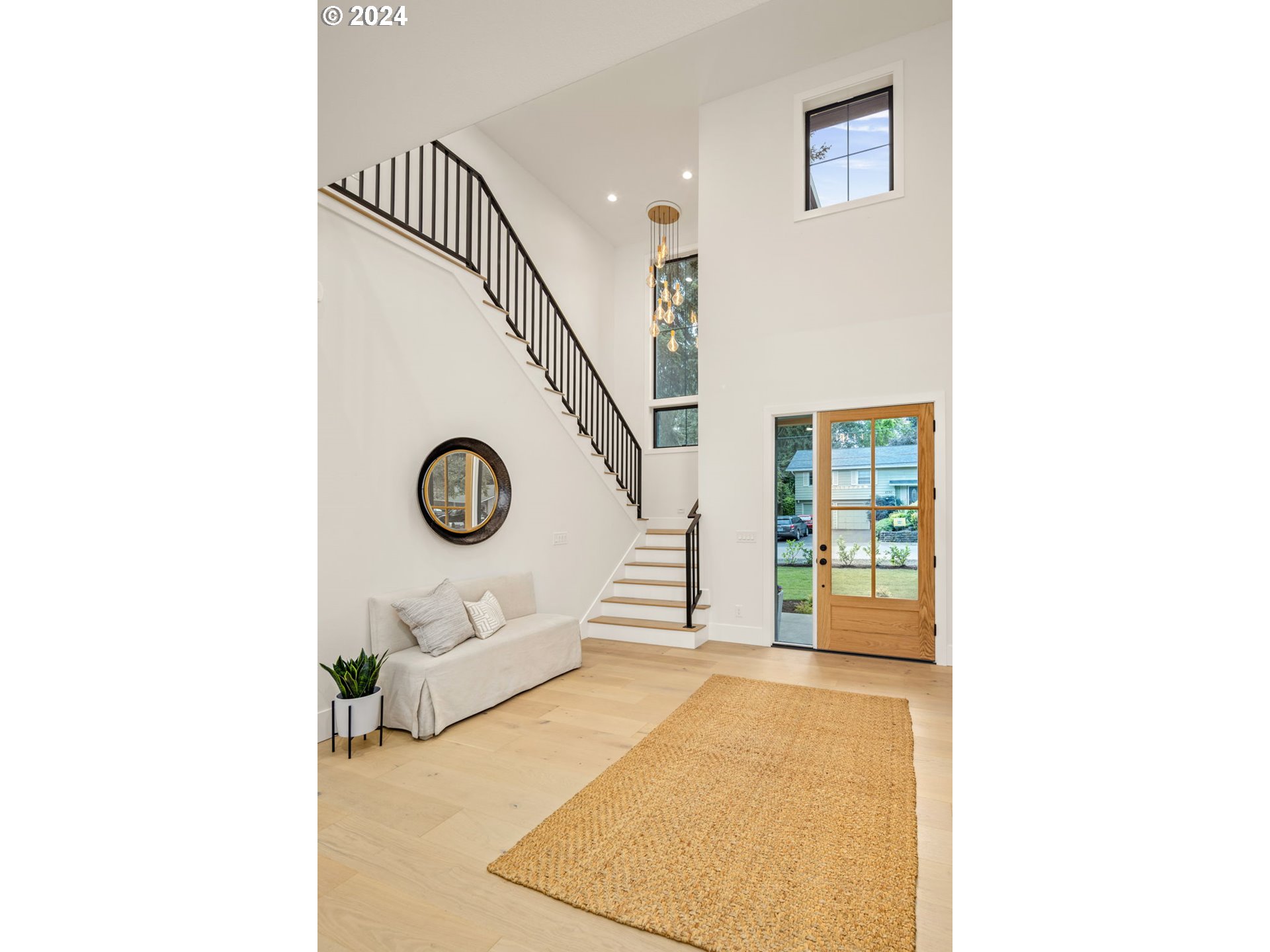 1755 MAPLELEAF RD