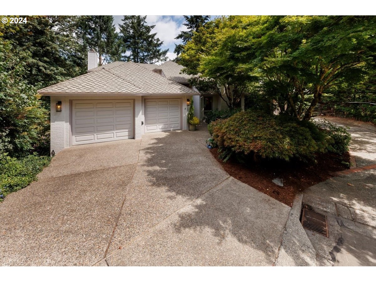 1571 BAY VIEW LN
