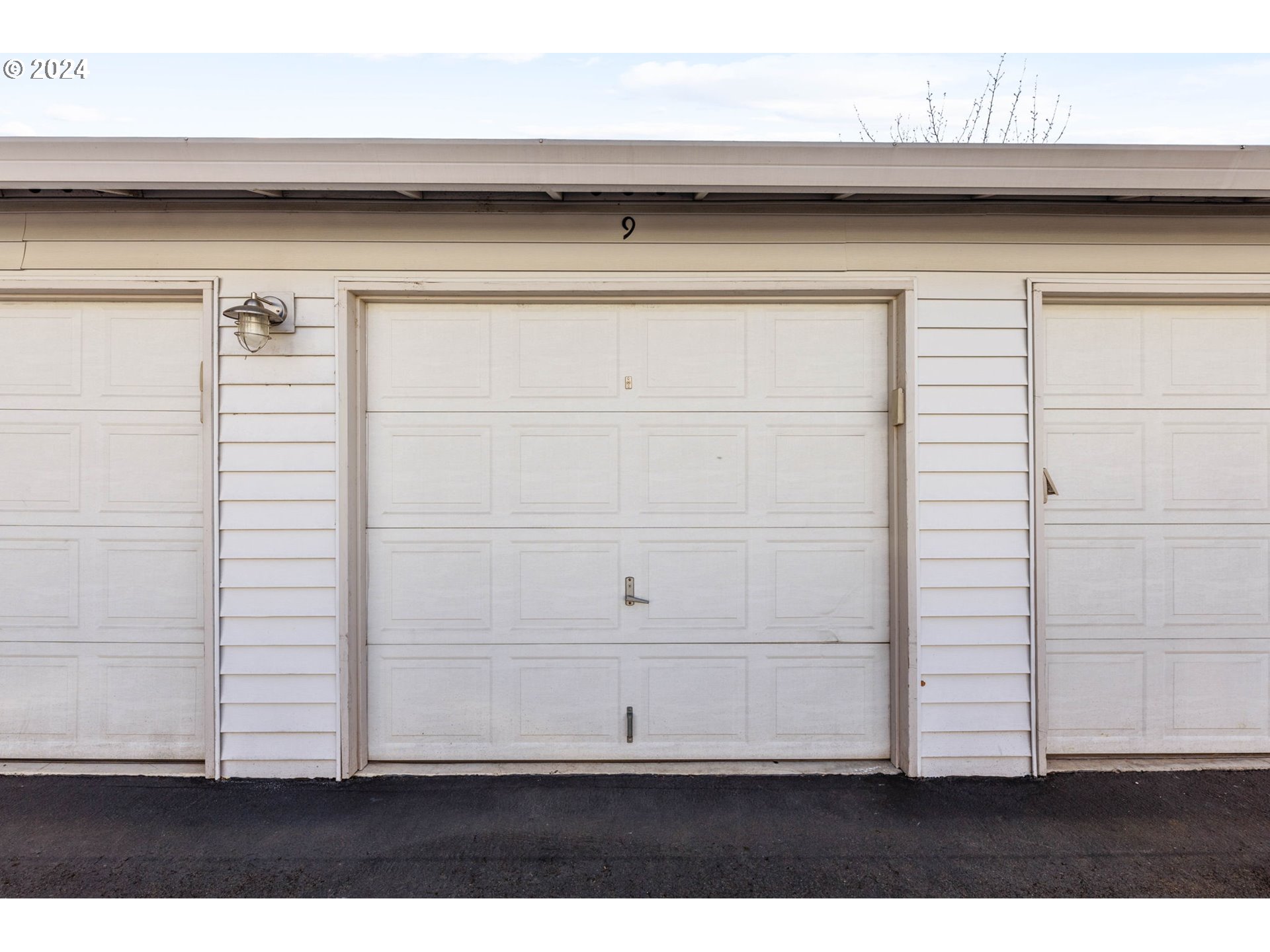 10660 SW DAVIES RD 37