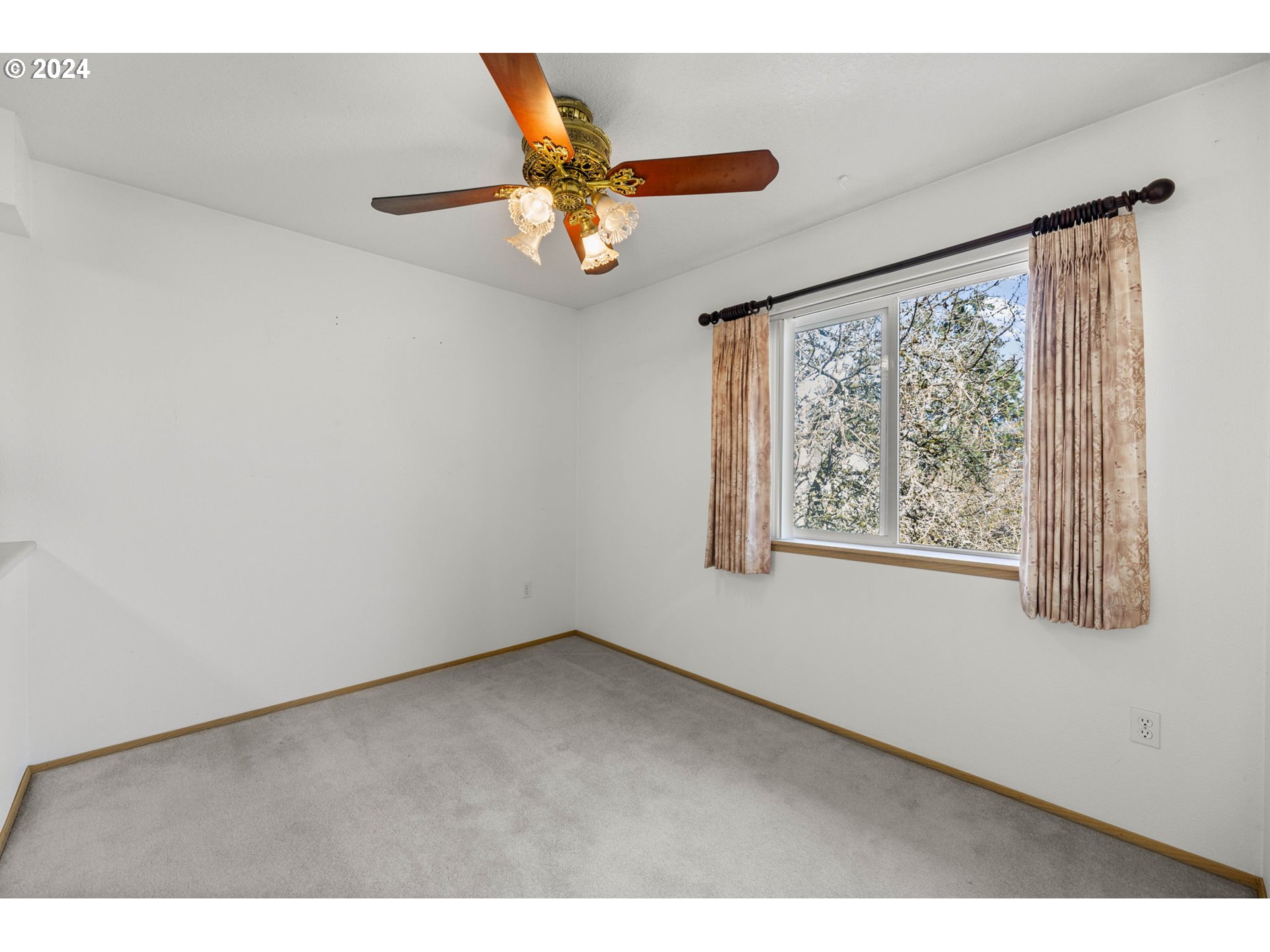 10660 SW DAVIES RD 37