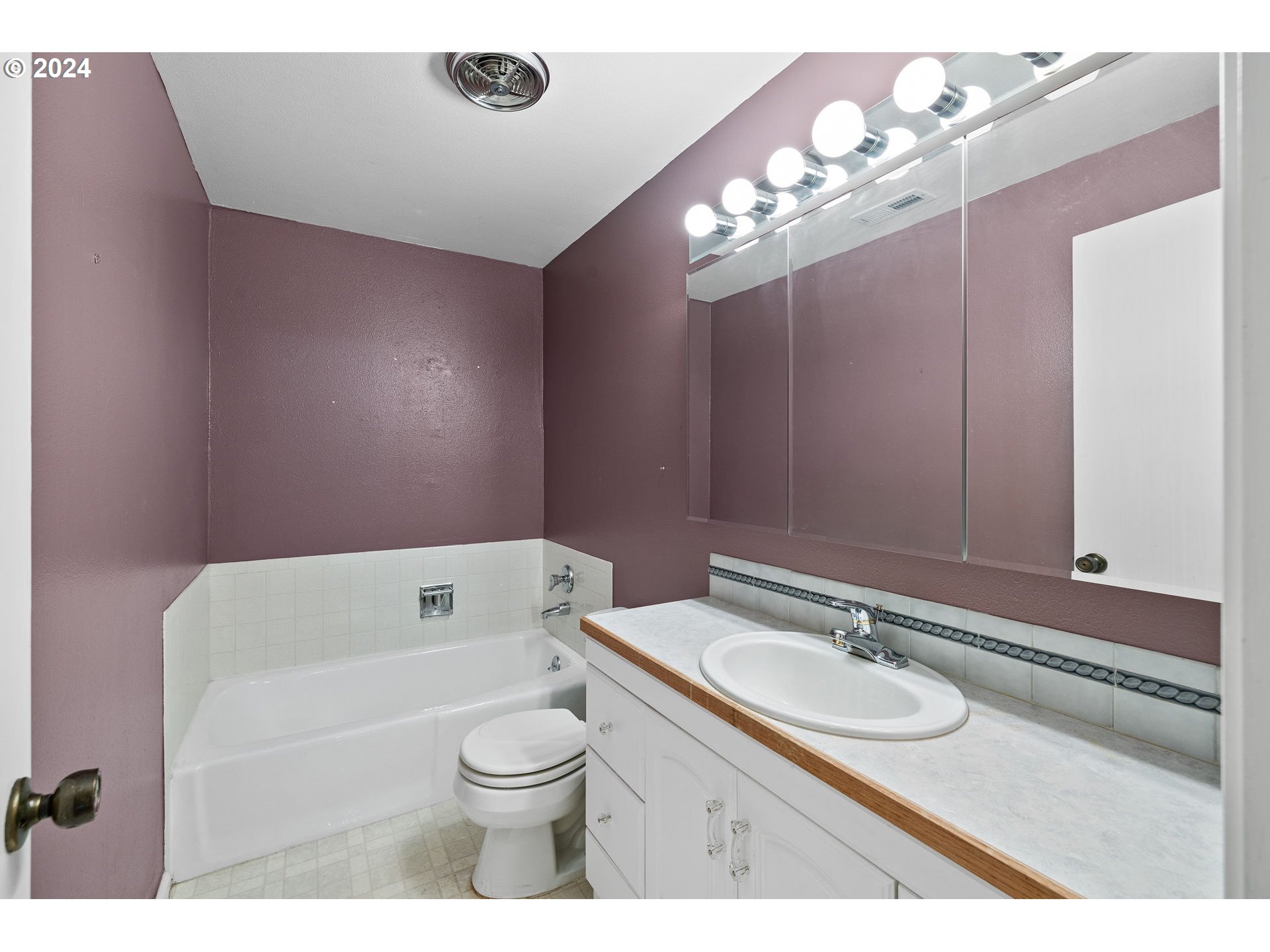 12871 SE STARK ST A16