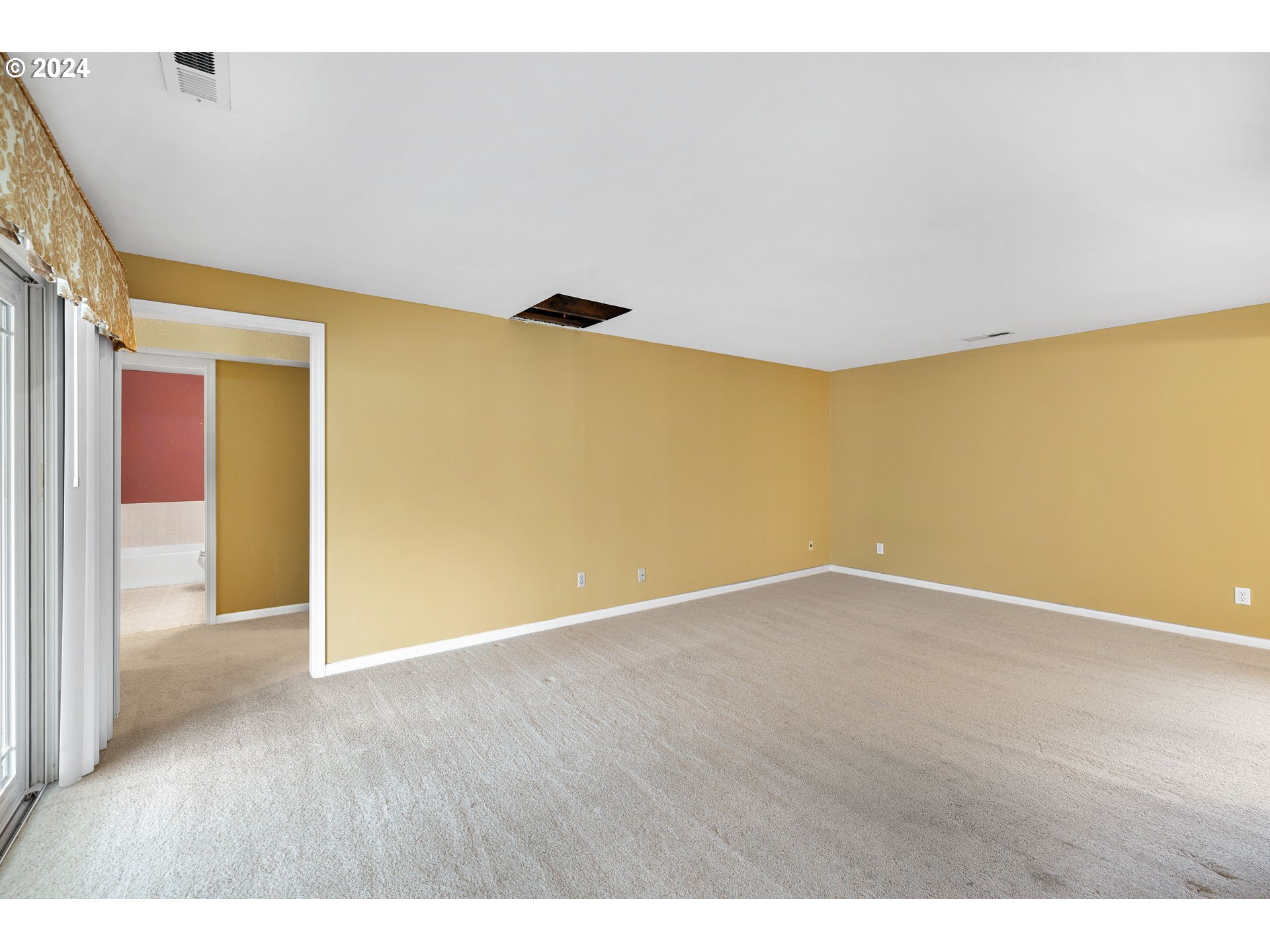 12871 SE STARK ST A16