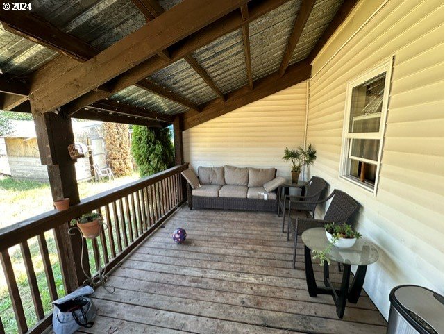 1931 SE SANTIAM RD