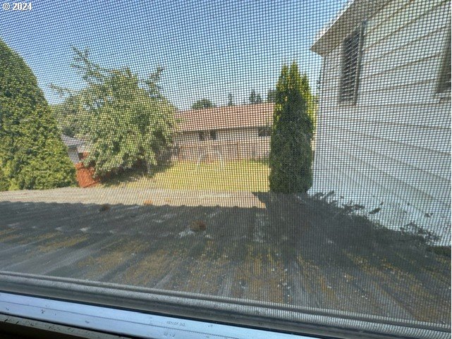 1931 SE SANTIAM RD