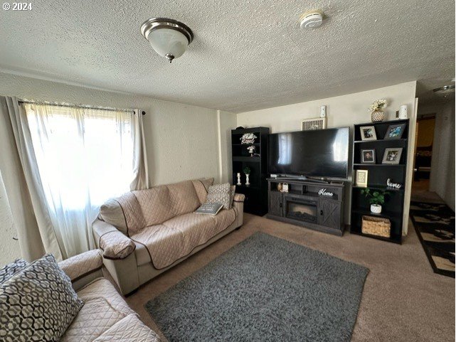 1931 SE SANTIAM RD