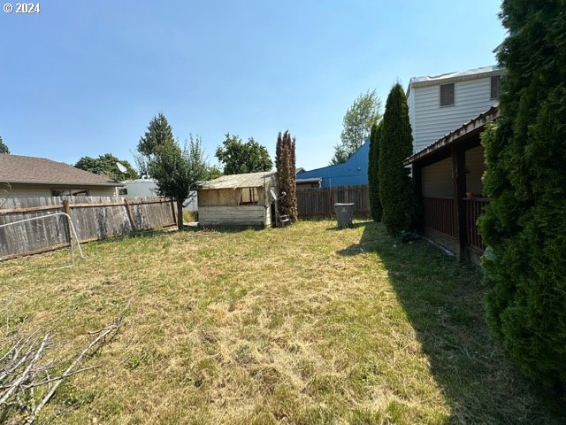 1931 SE SANTIAM RD