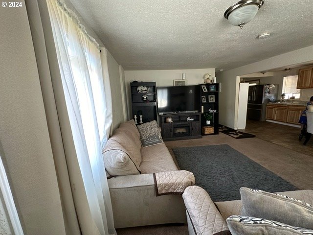 1931 SE SANTIAM RD