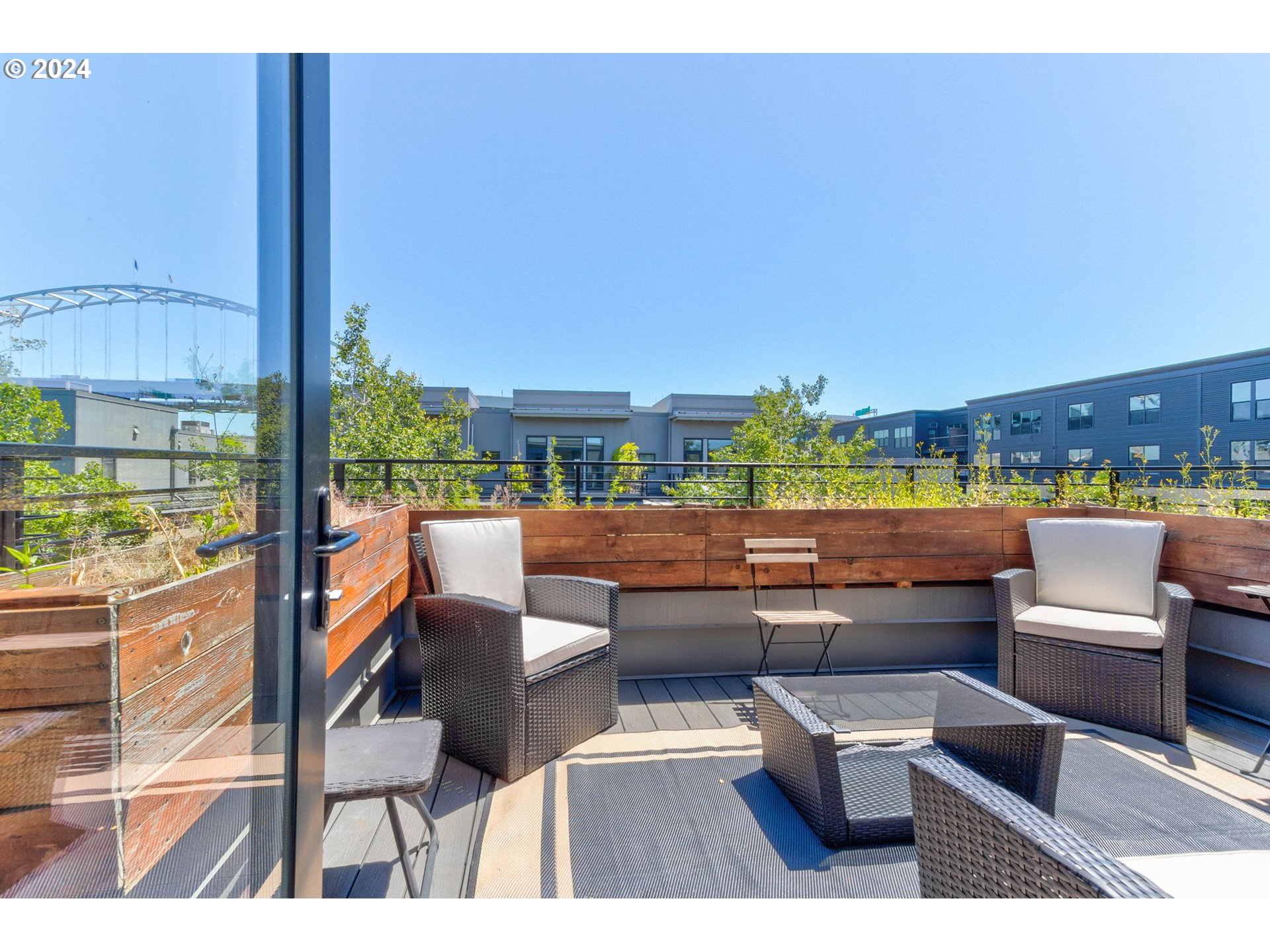 1704 NW RIVERSCAPE ST