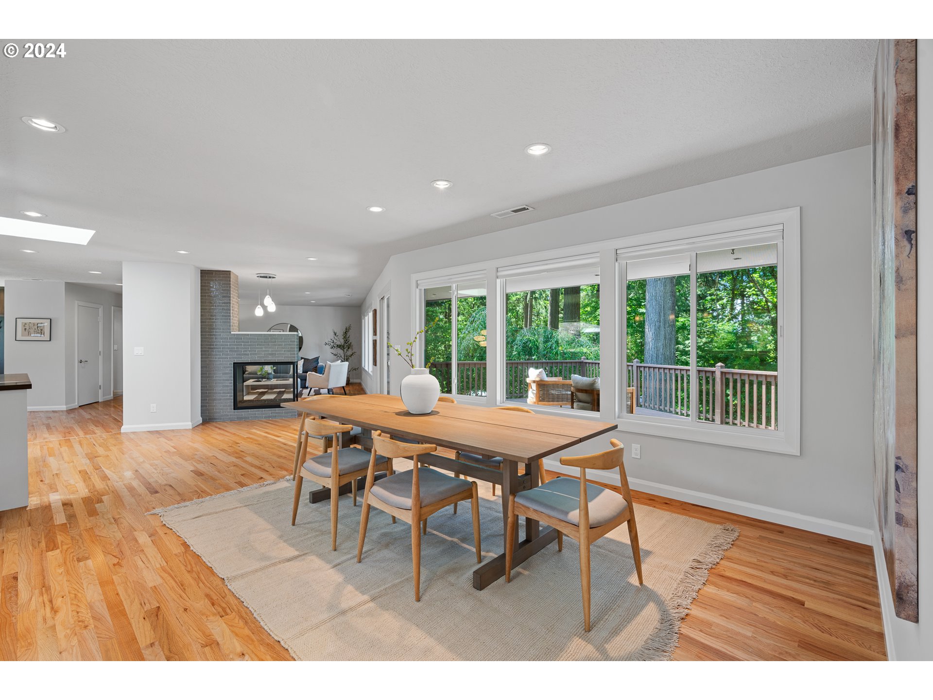 1440 SW WOODWARD WAY