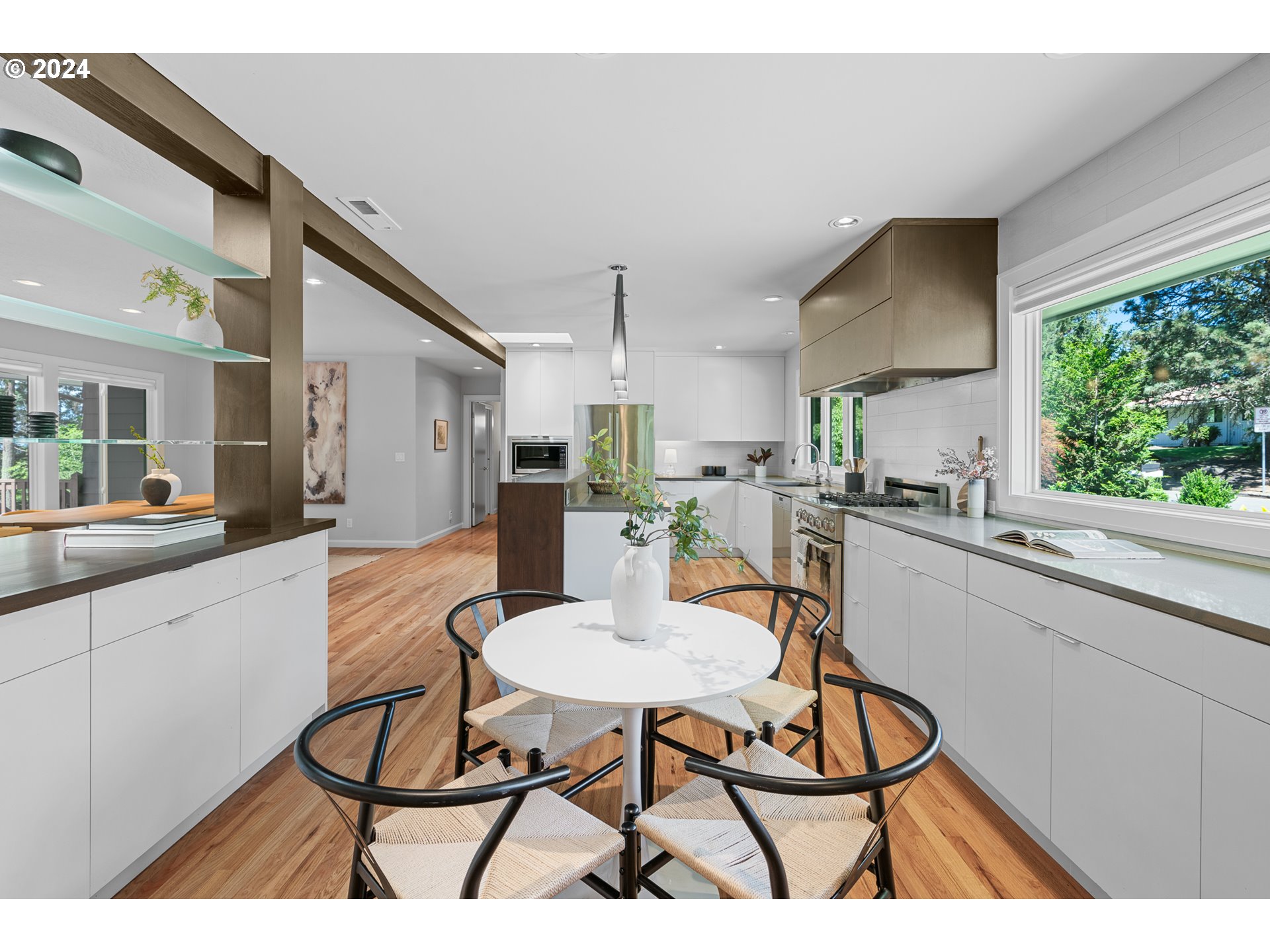 1440 SW WOODWARD WAY