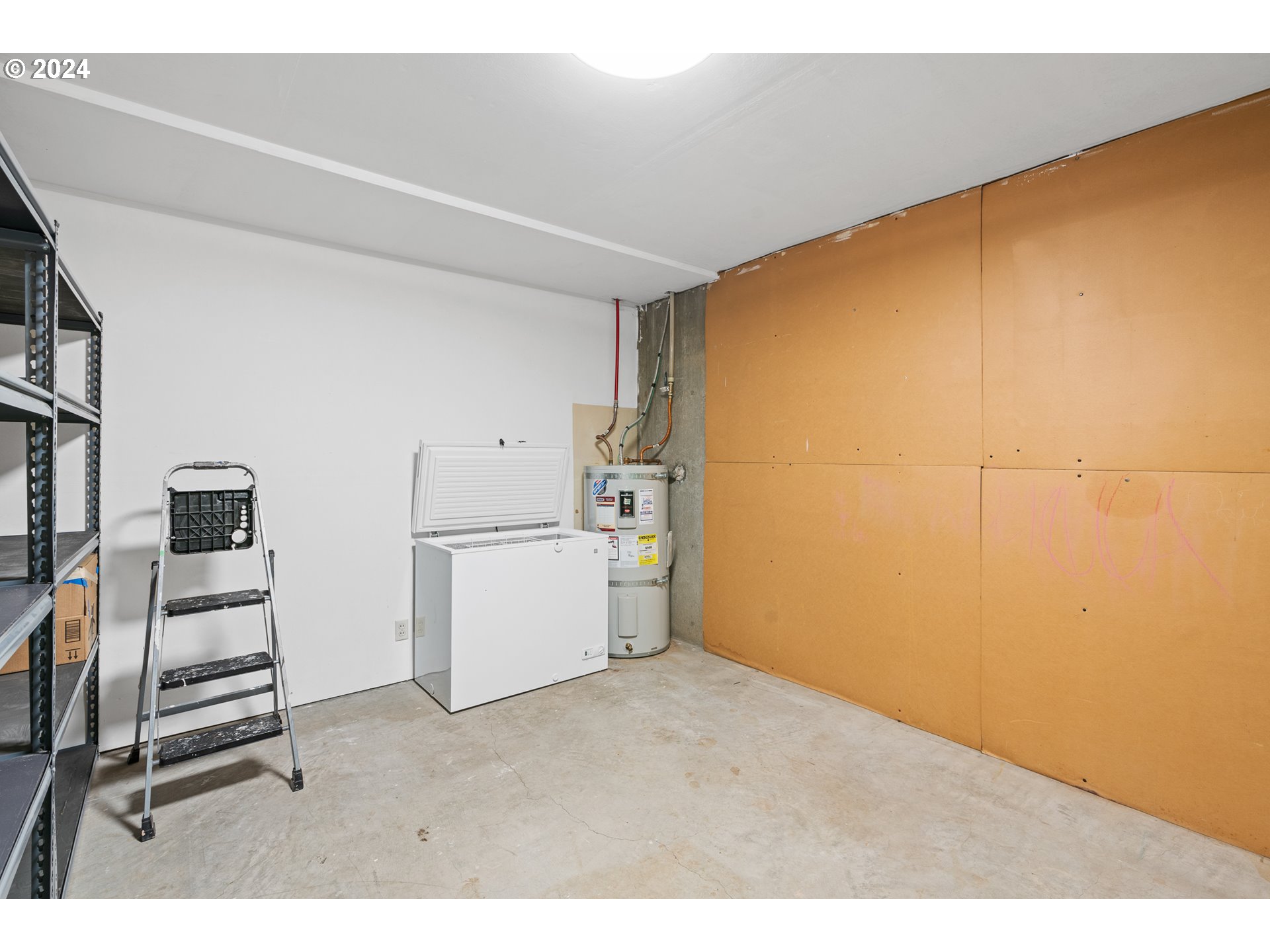 1440 SW WOODWARD WAY