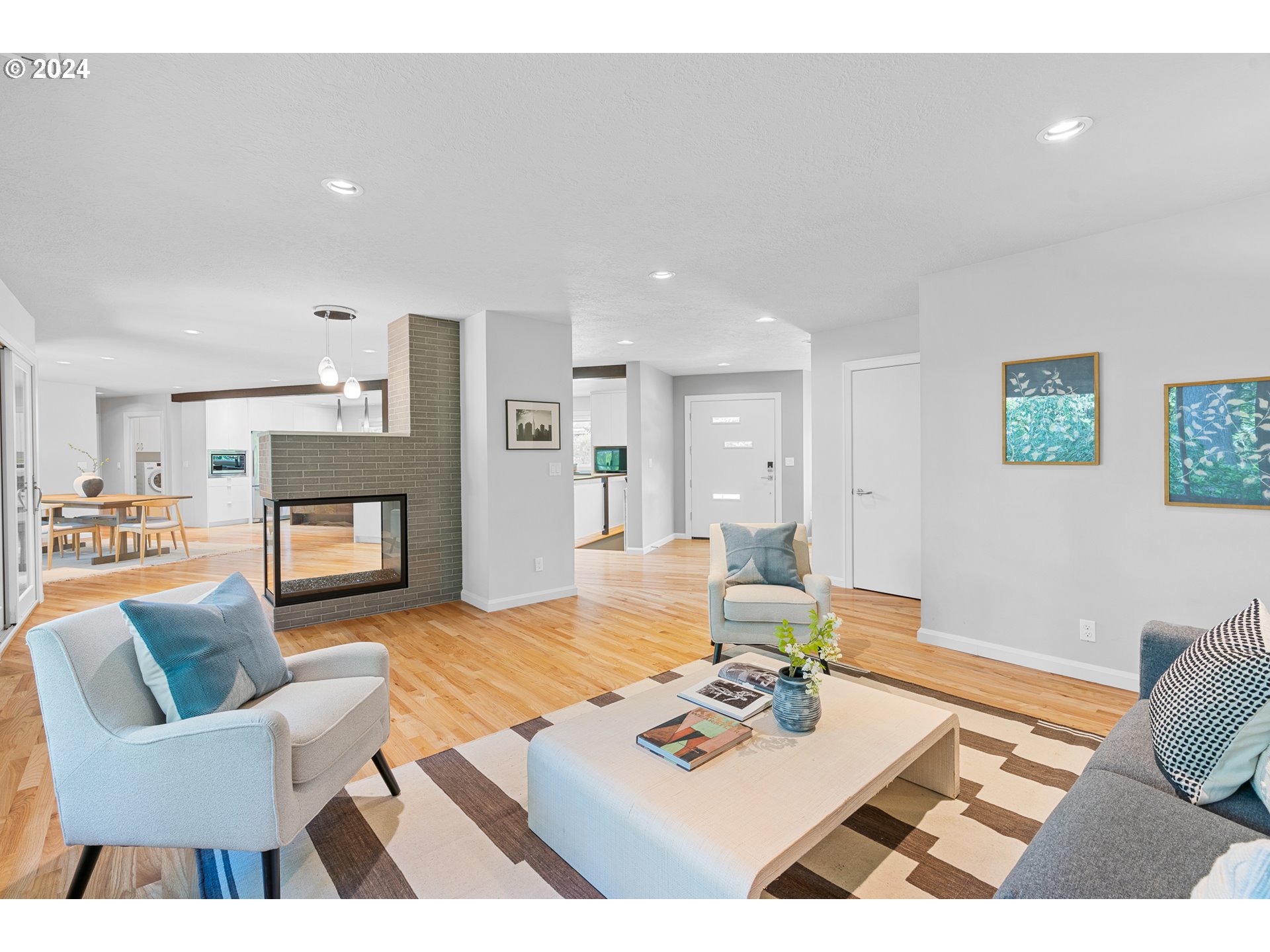 1440 SW WOODWARD WAY