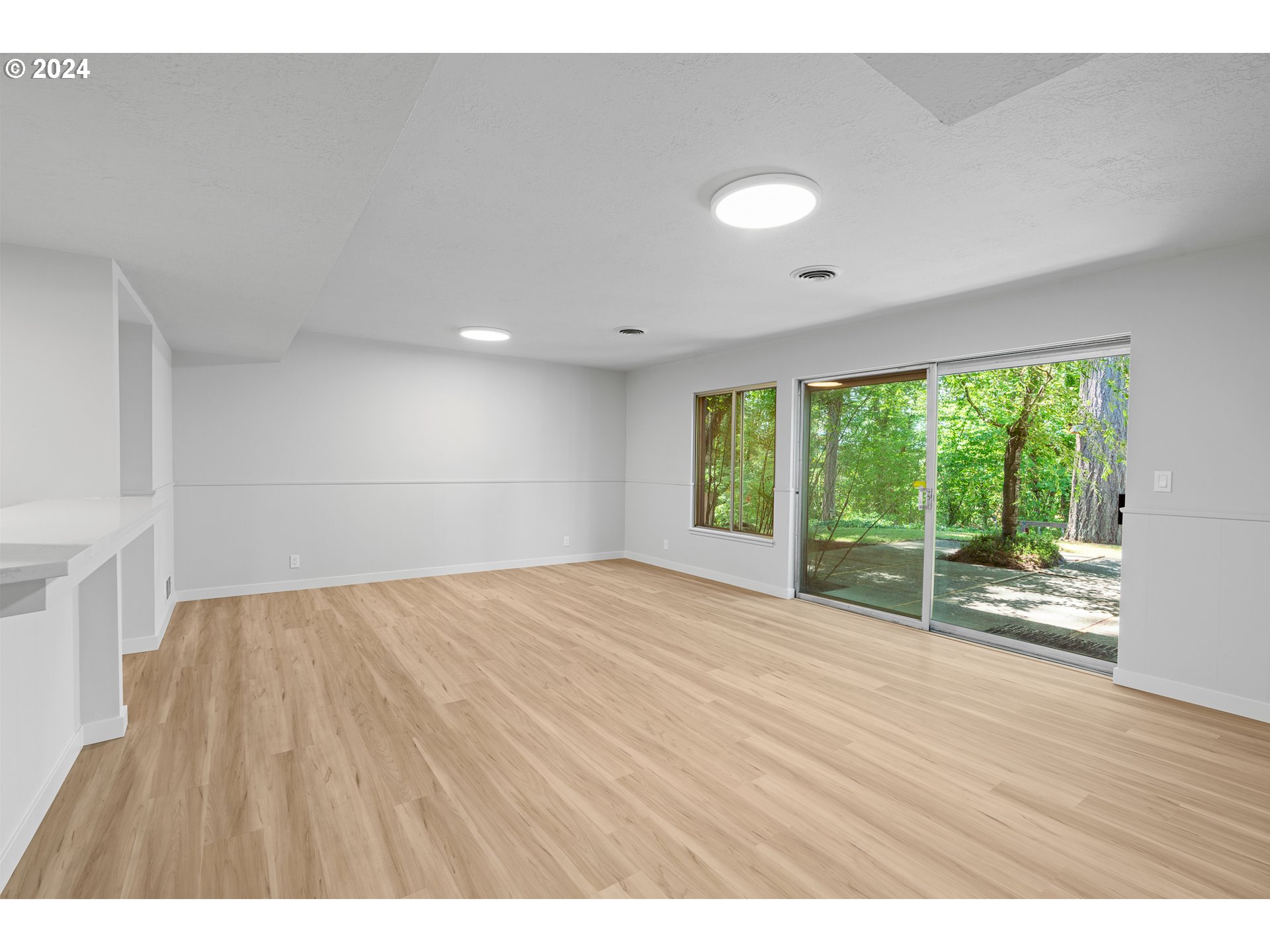 1440 SW WOODWARD WAY