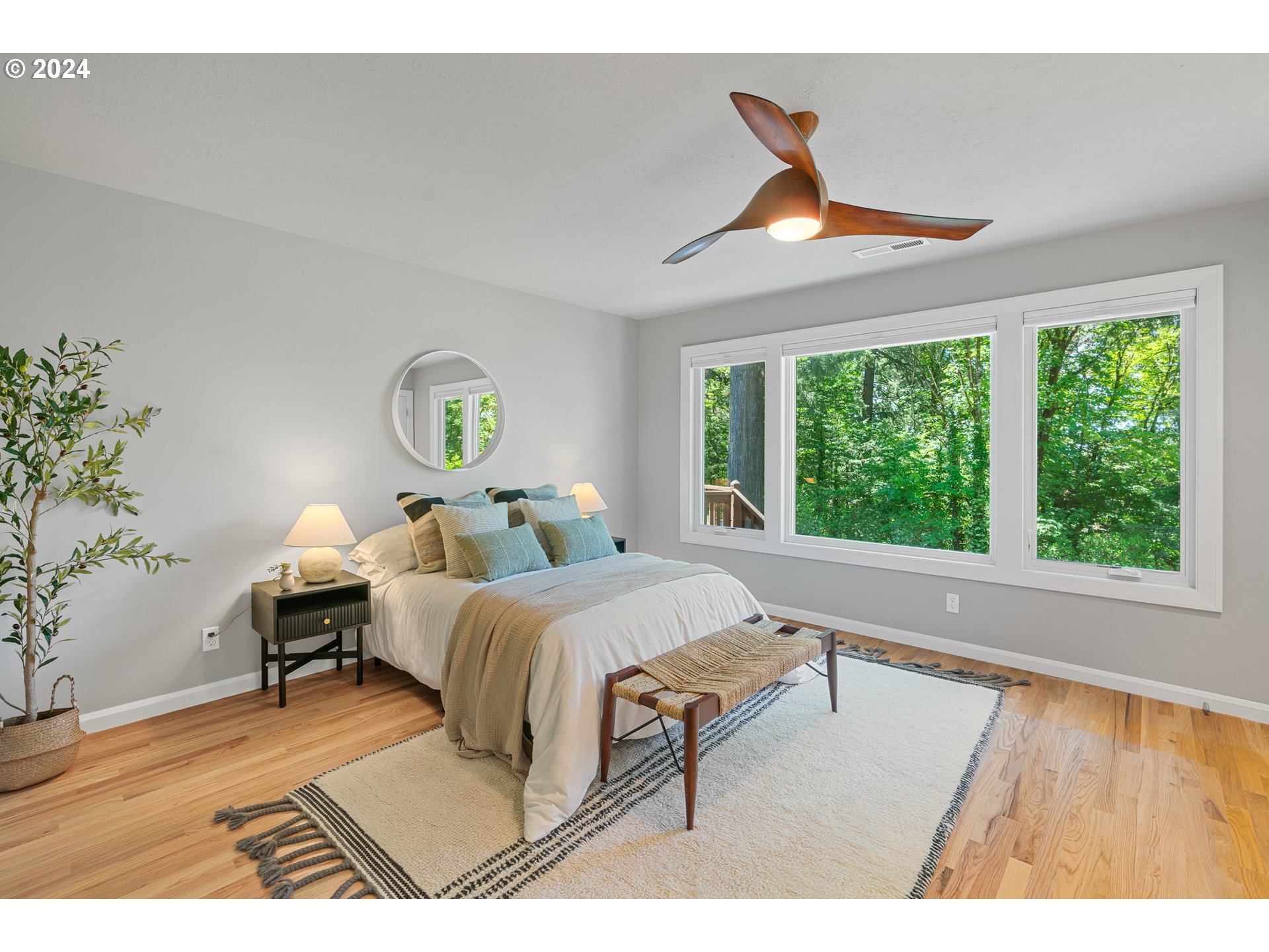 1440 SW WOODWARD WAY