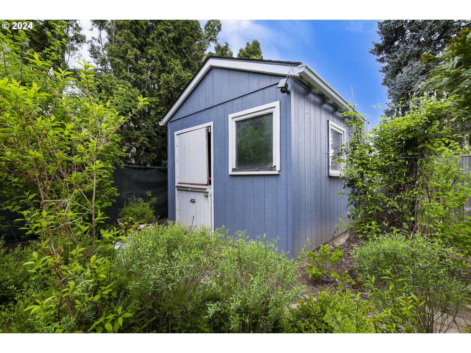 610 SE 18th Ave