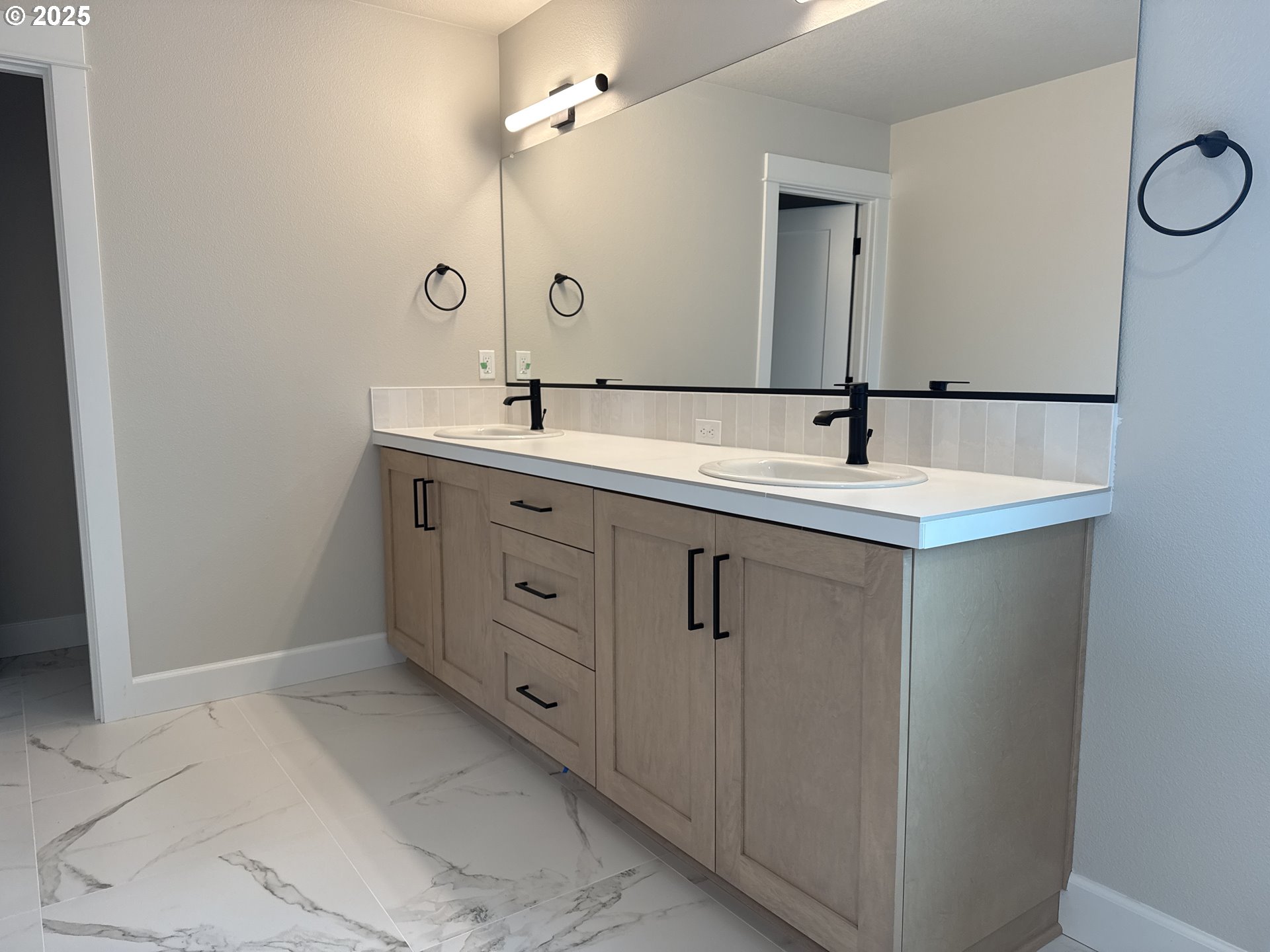 901 NE 17TH AVE Lot 5