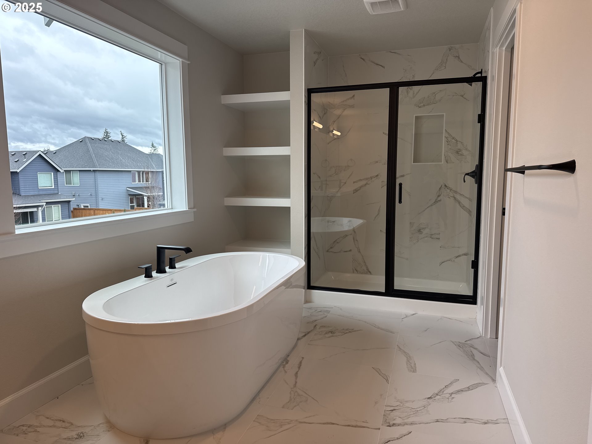 901 NE 17TH AVE Lot 5