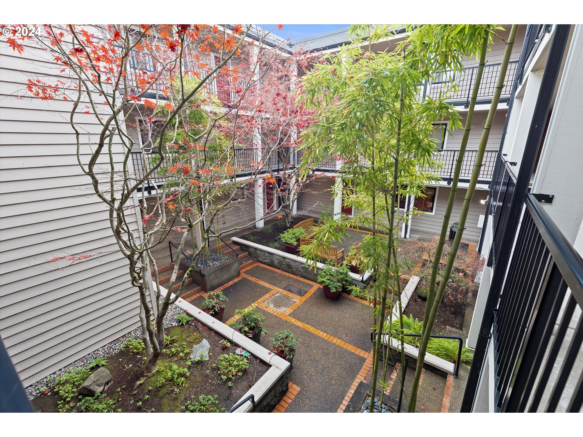 6600 SE DIVISION ST 209