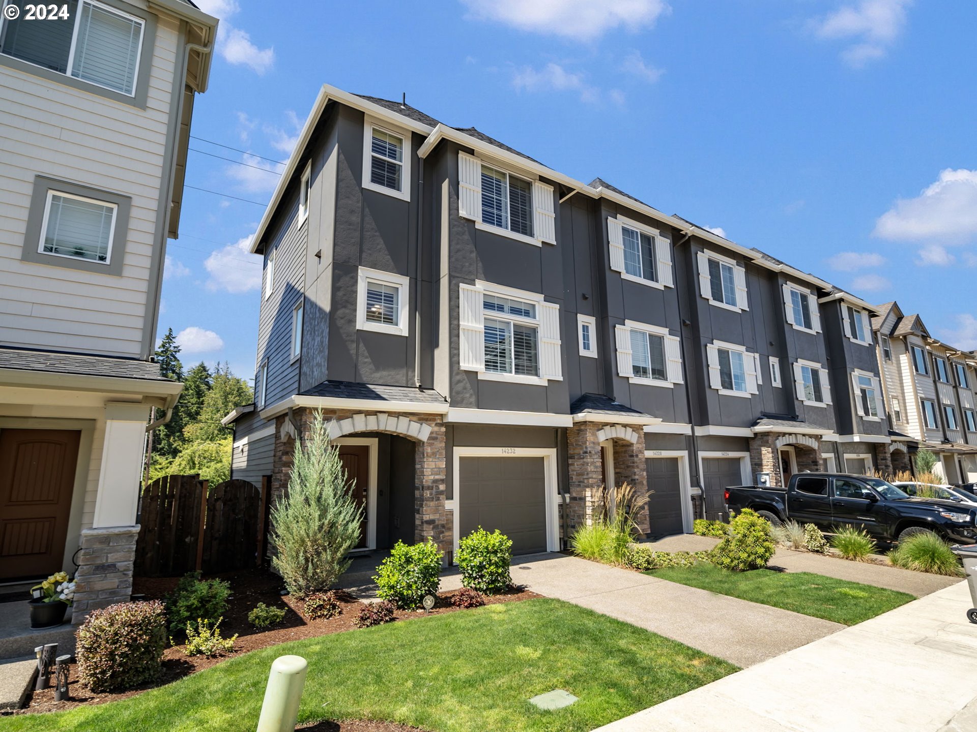 14232 SW GOLD COAST TER