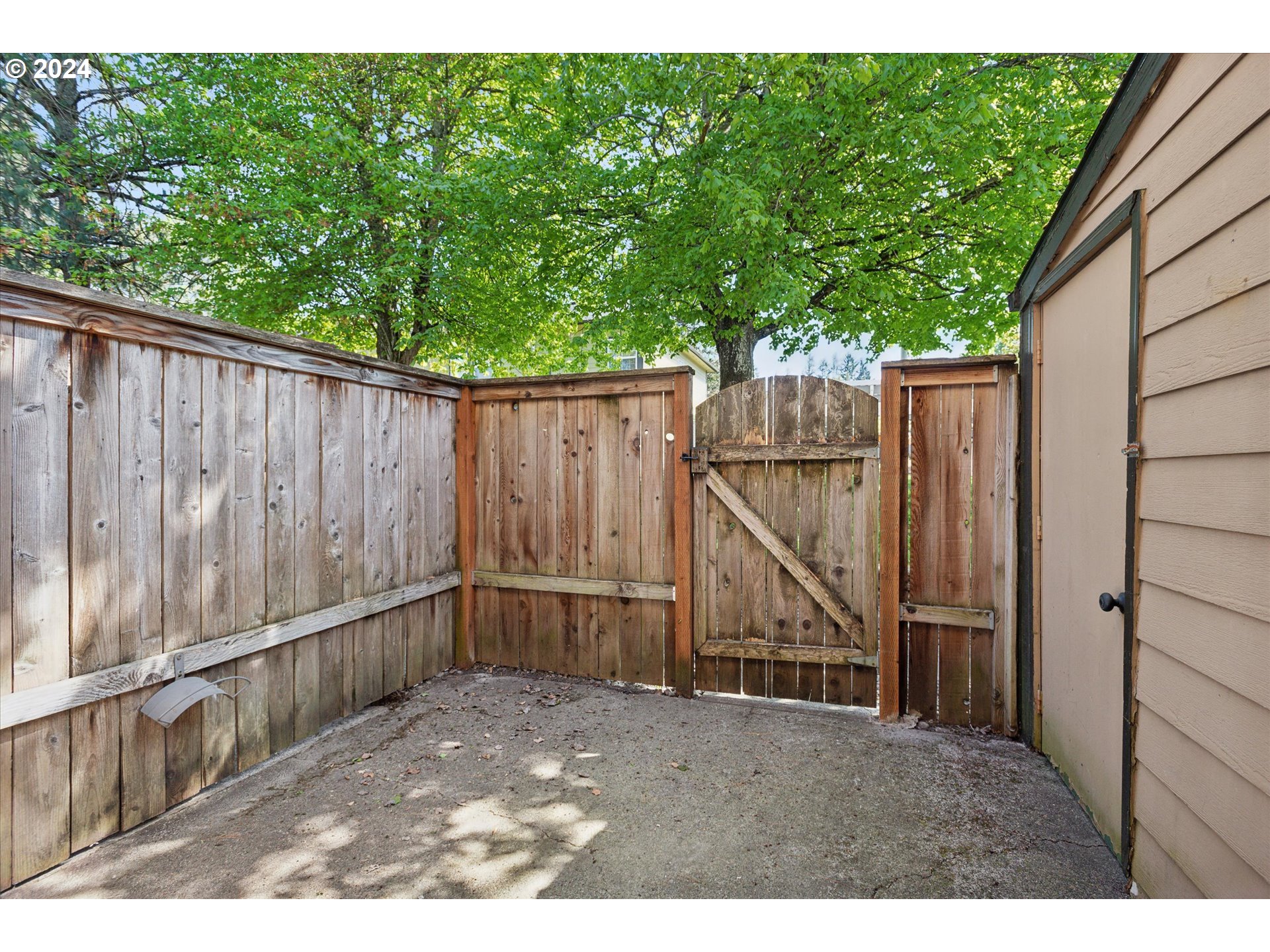 2200 NE 201ST AVE 21