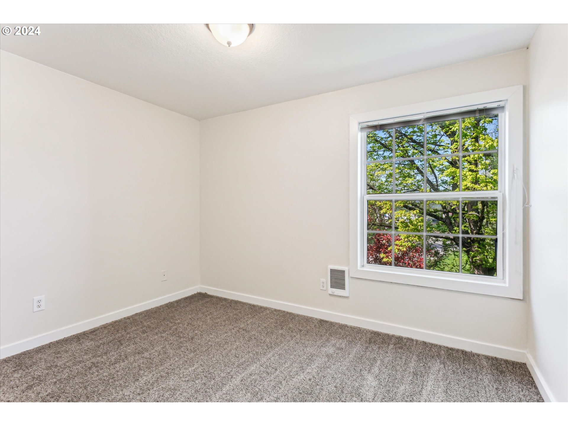 2200 NE 201ST AVE 21