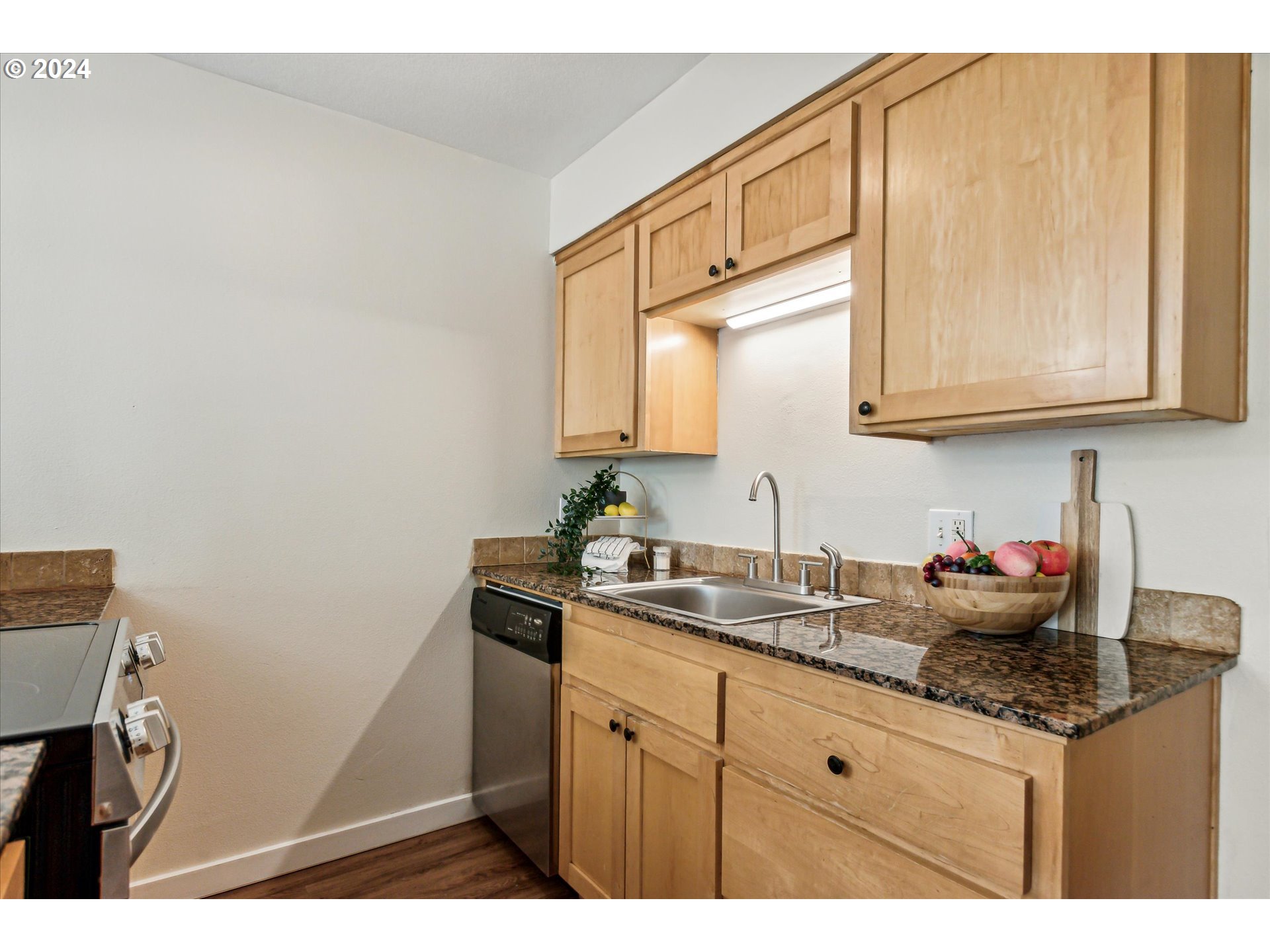 2200 NE 201ST AVE 21