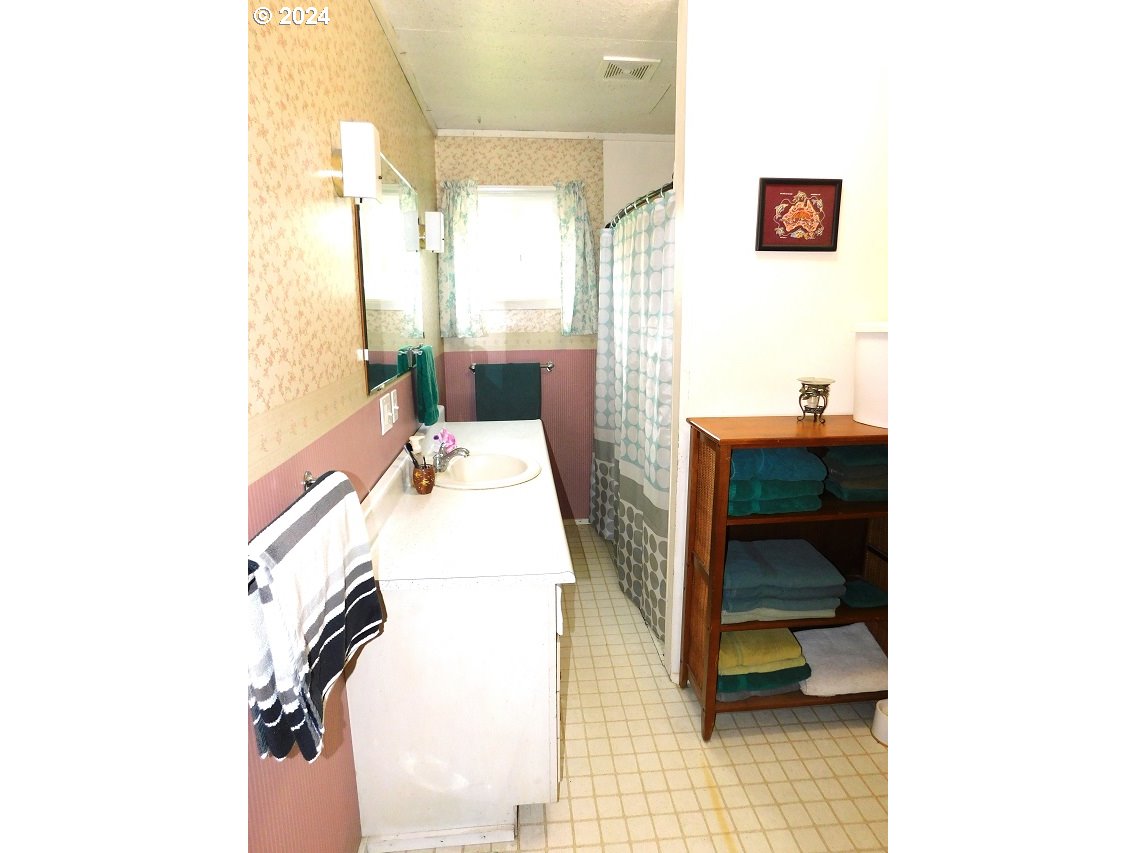 35262 AUBUCHON DR, St. Helens