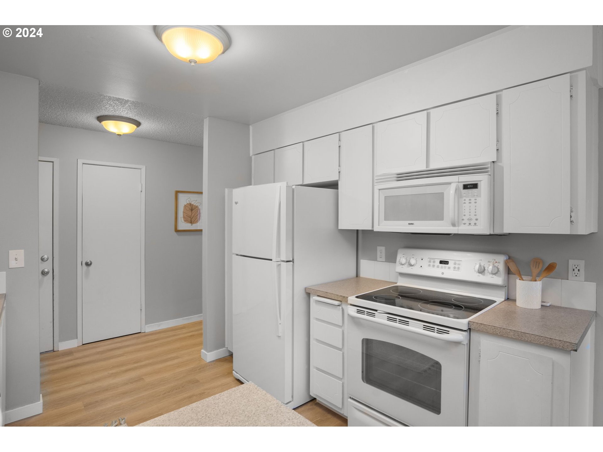 6745 SW SCHOLLS FERRY RD 6