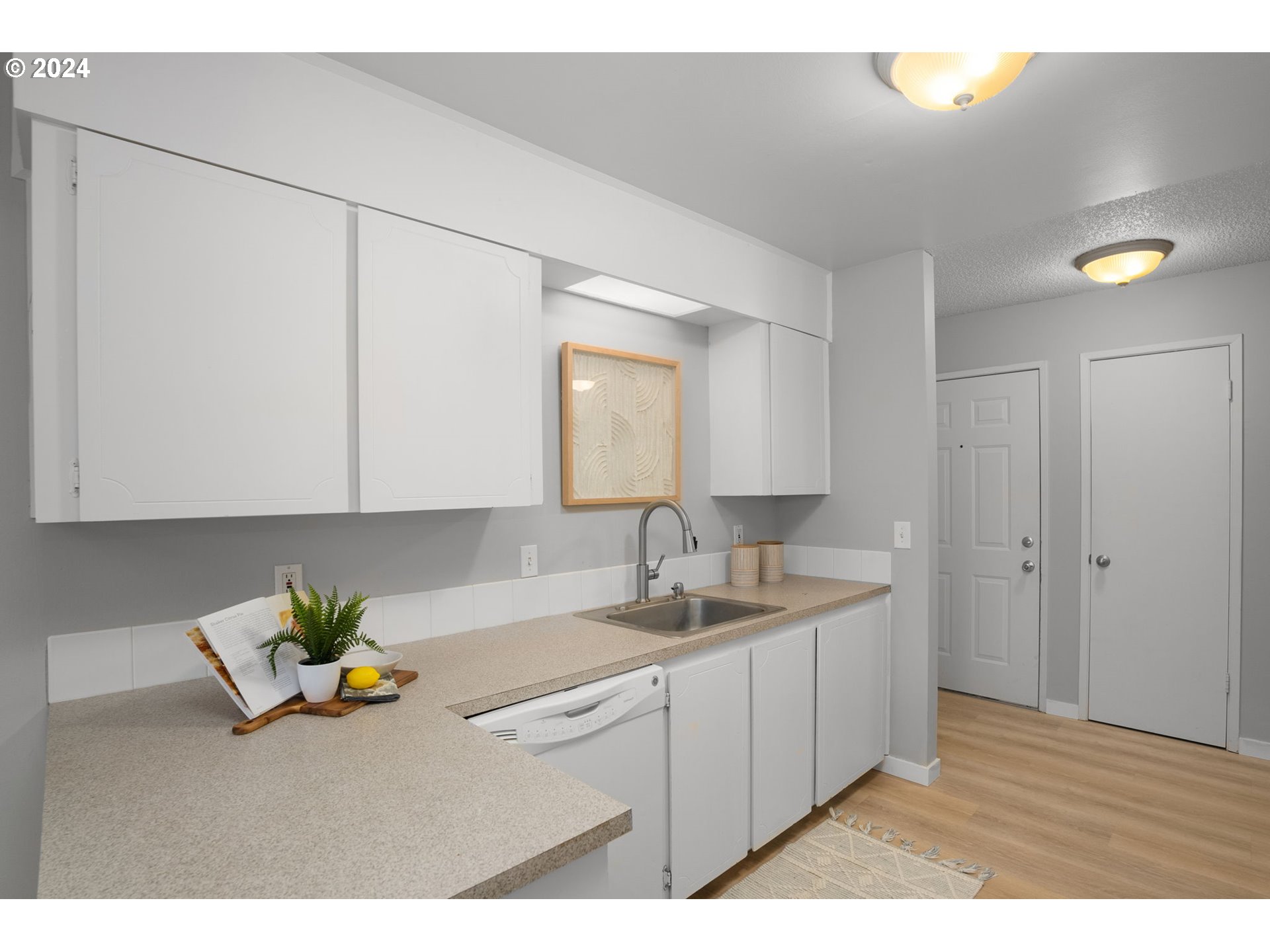 6745 SW SCHOLLS FERRY RD 6