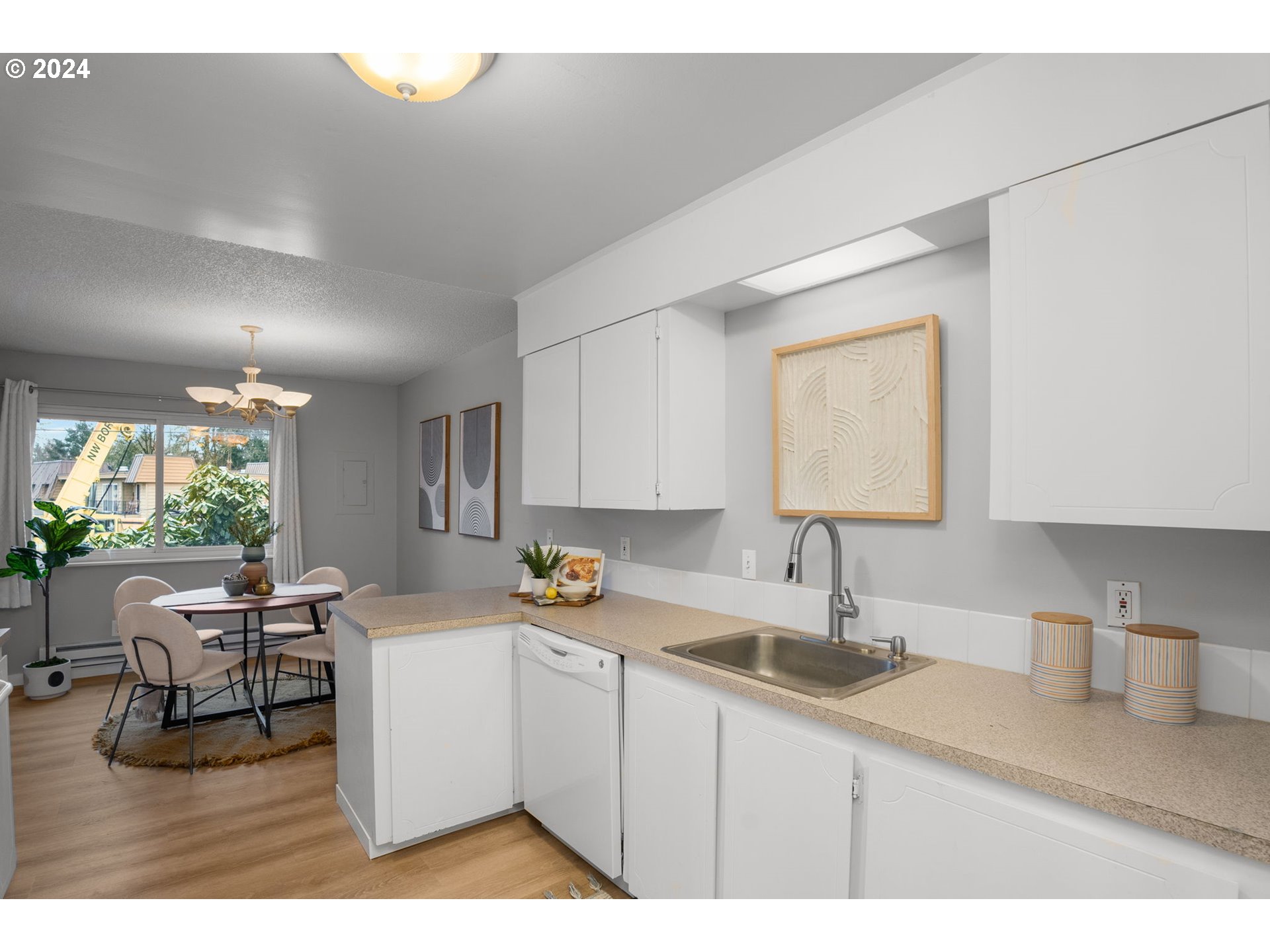 6745 SW SCHOLLS FERRY RD 6