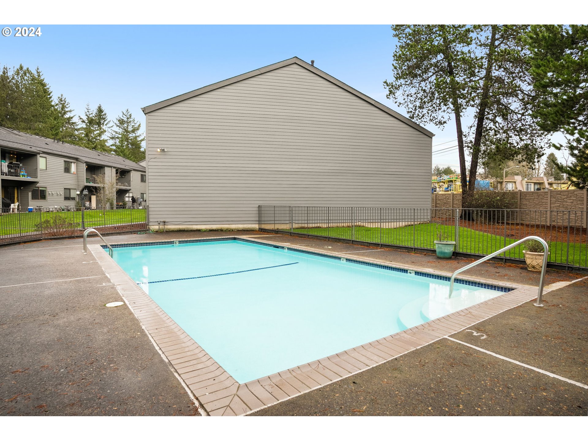 6745 SW SCHOLLS FERRY RD 6