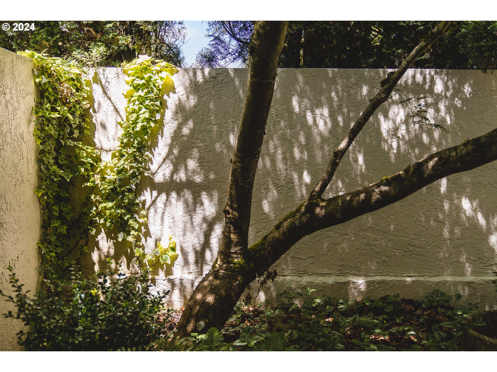 1915 NW YORKSHIRE LN