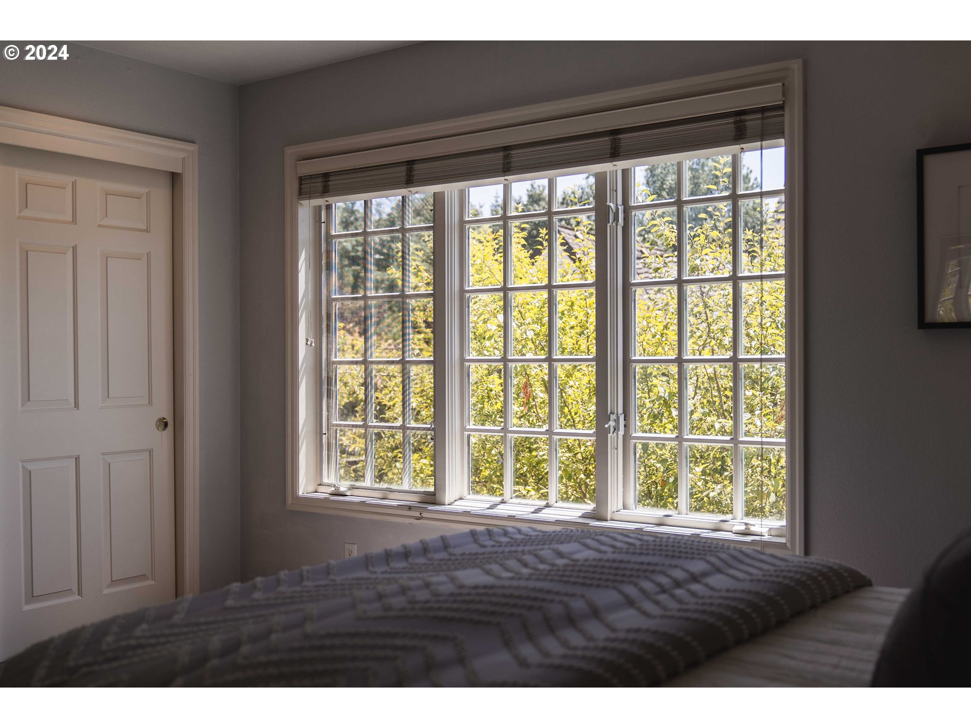 1915 NW YORKSHIRE LN