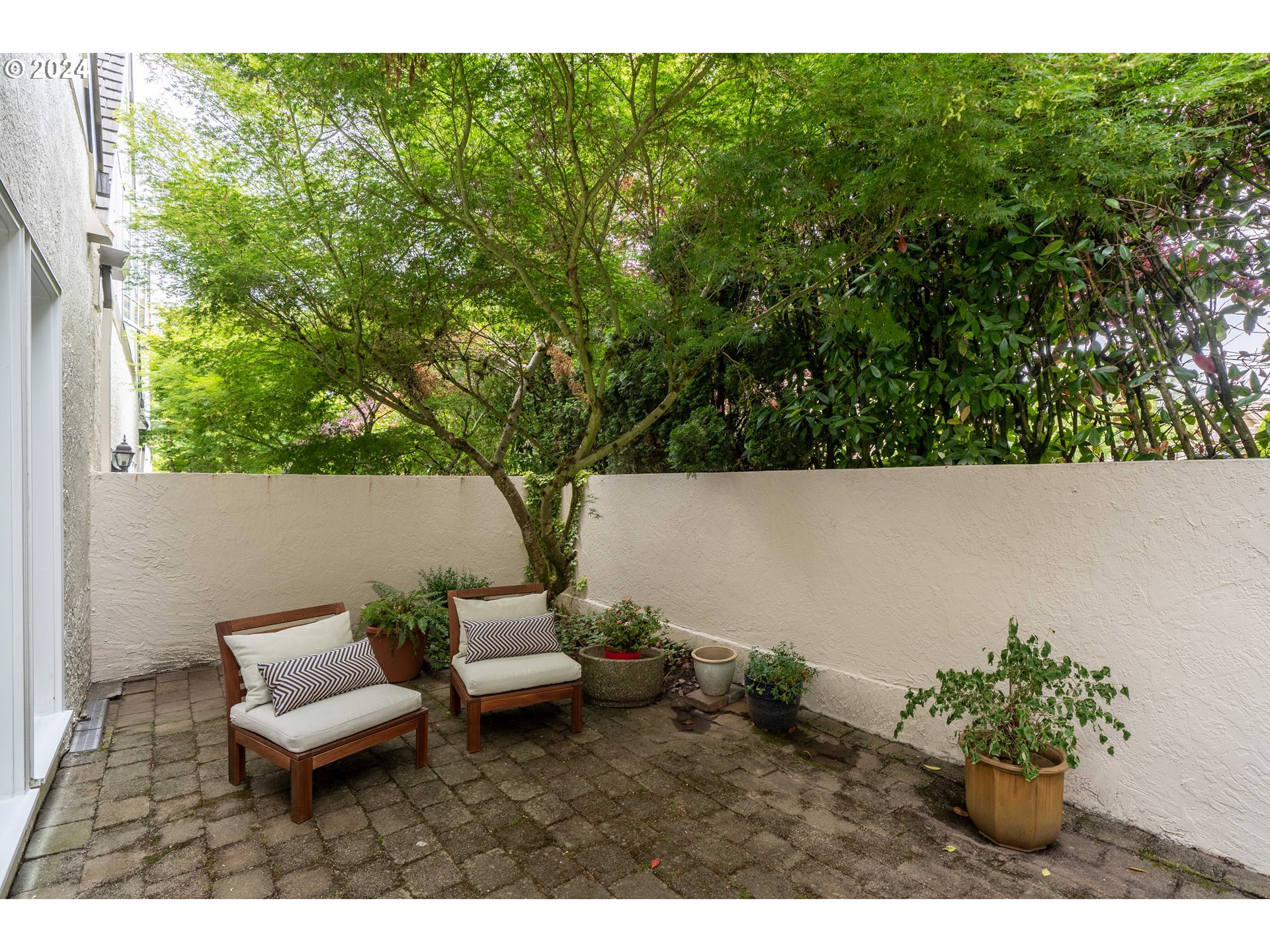 1915 NW YORKSHIRE LN