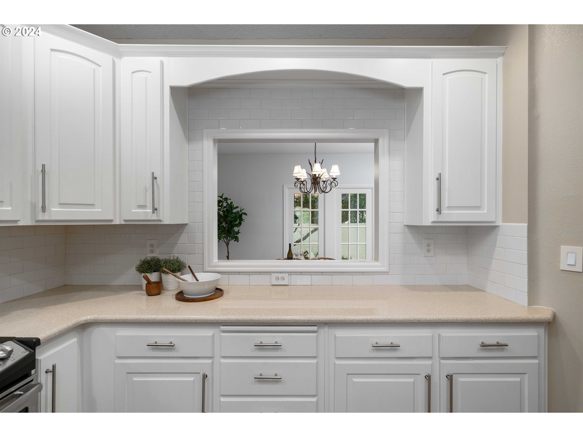 1915 NW YORKSHIRE LN