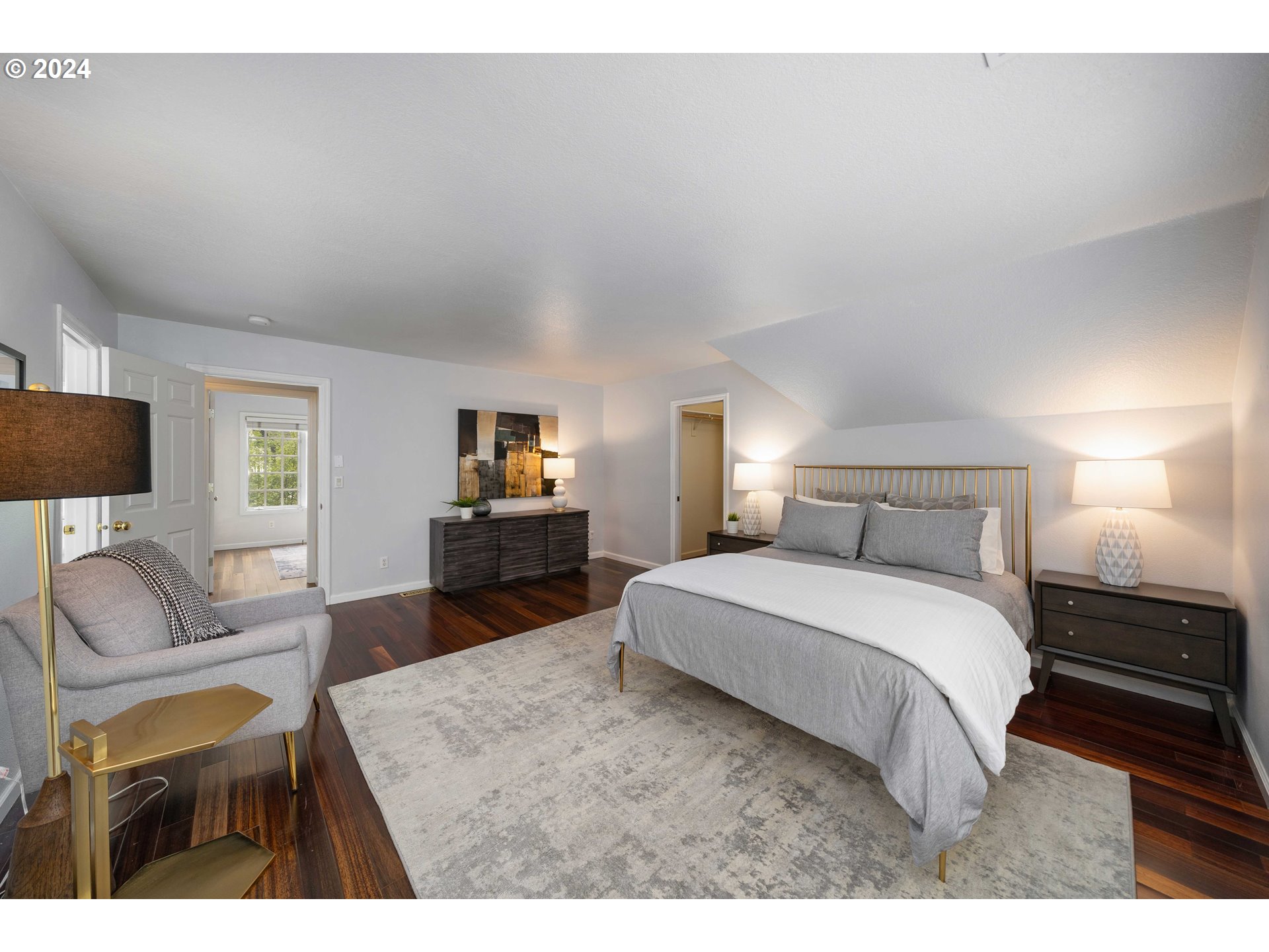 1915 NW YORKSHIRE LN