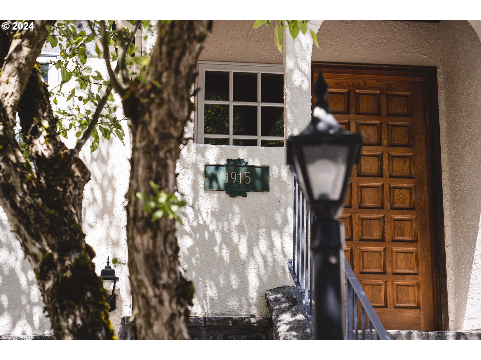 1915 NW YORKSHIRE LN