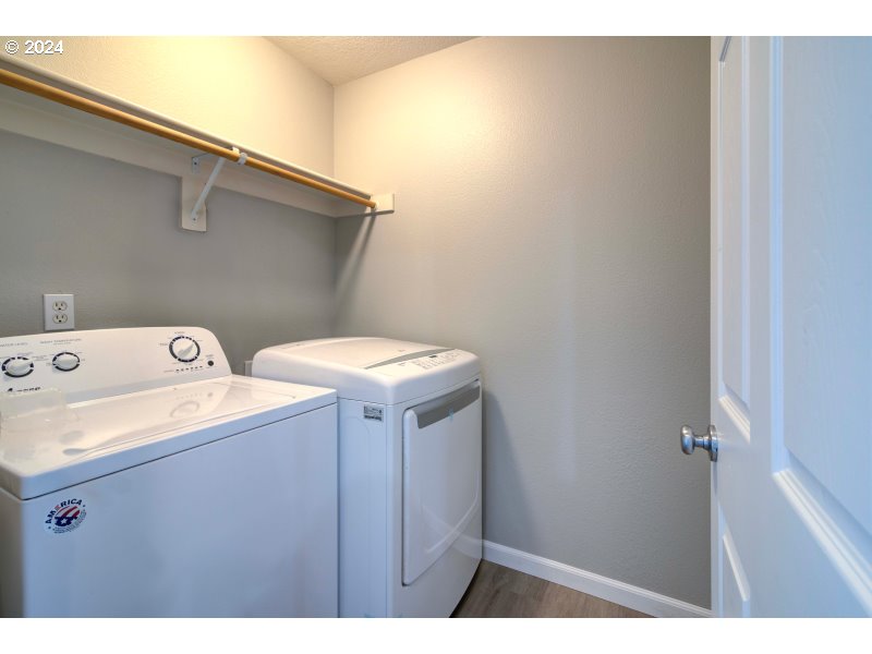 2424 NW CROSSWATER TER