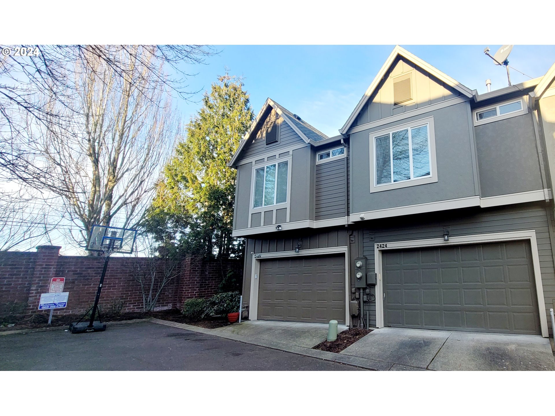 2424 NW CROSSWATER TER