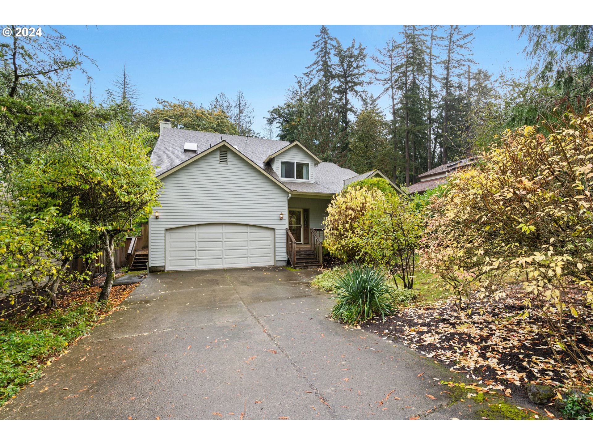 8616 SW 49TH AVE