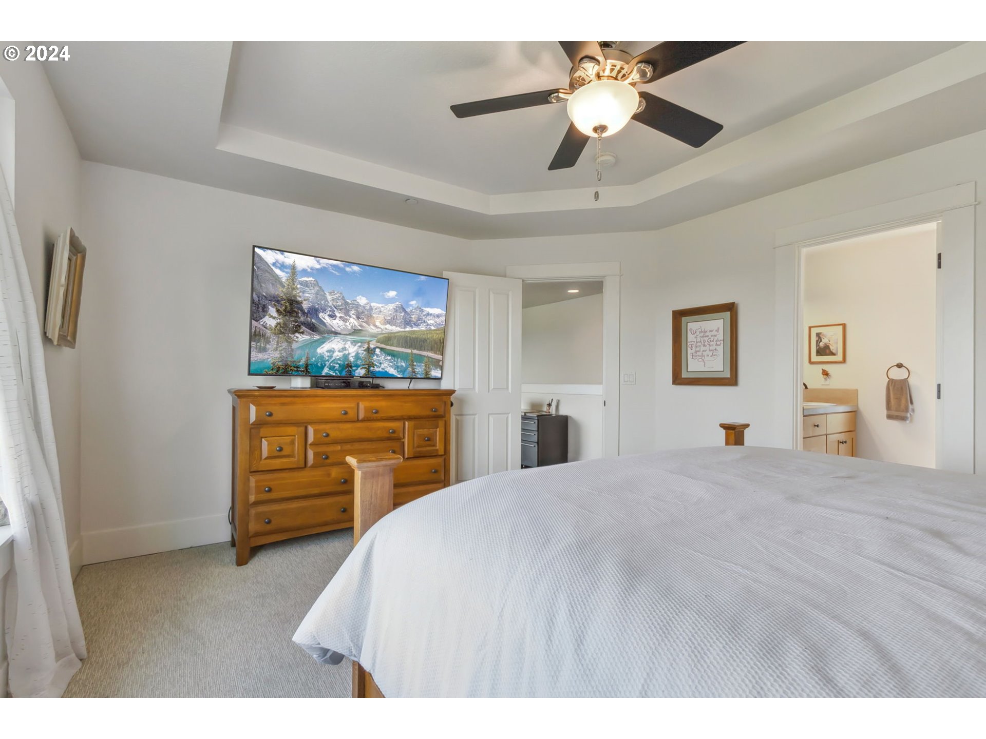 139 N HIGH TEE CT