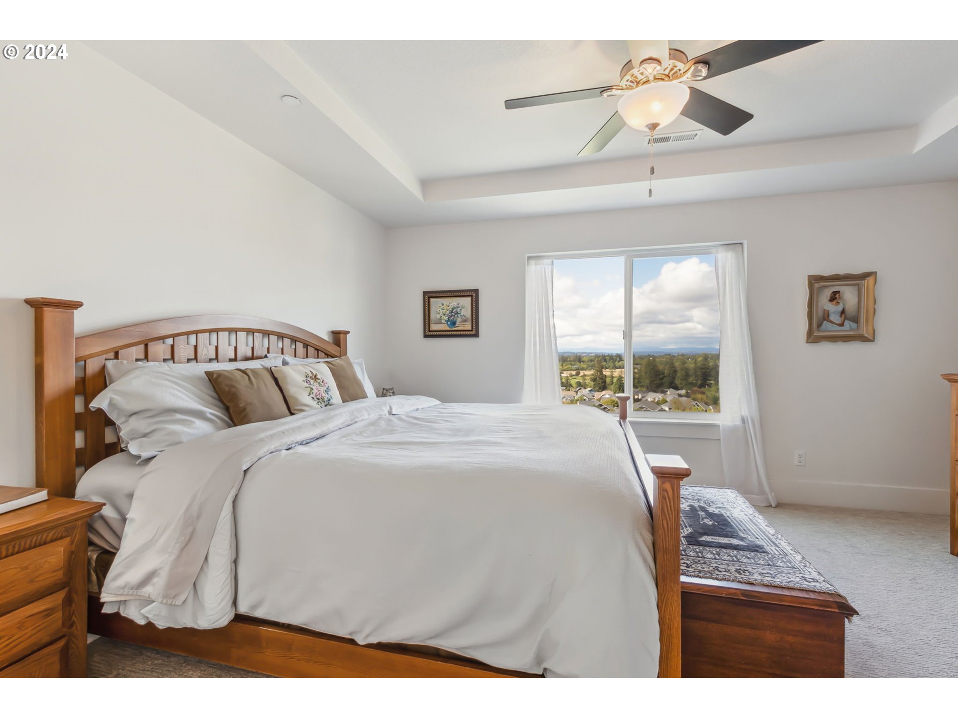 139 N HIGH TEE CT