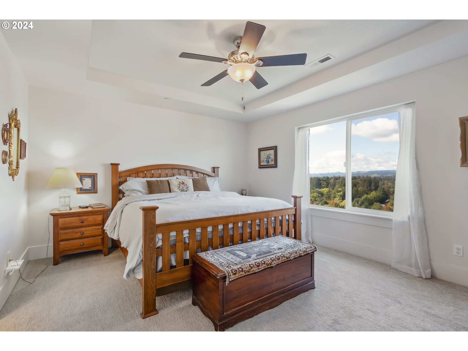 139 N HIGH TEE CT