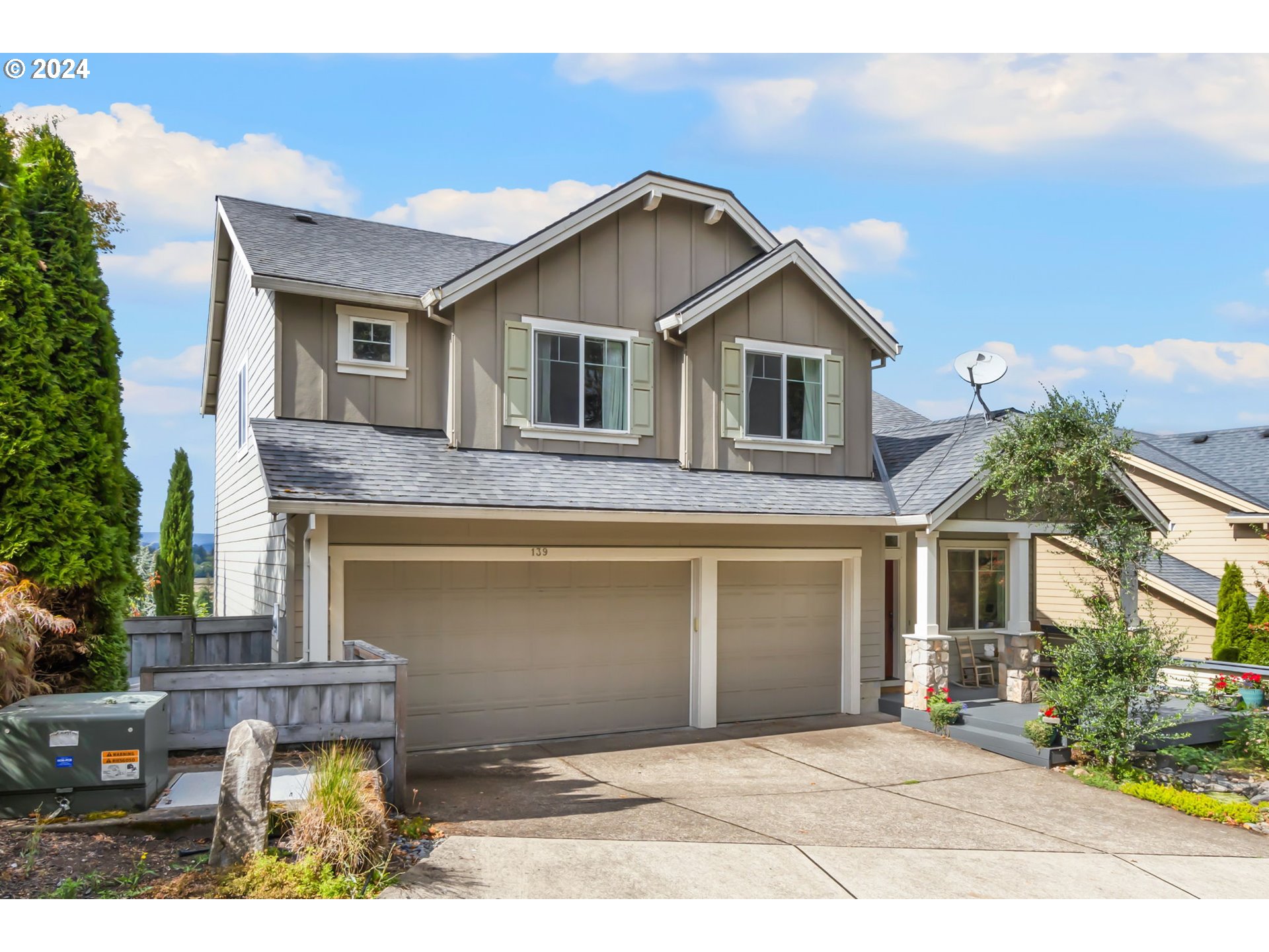 139 N HIGH TEE CT