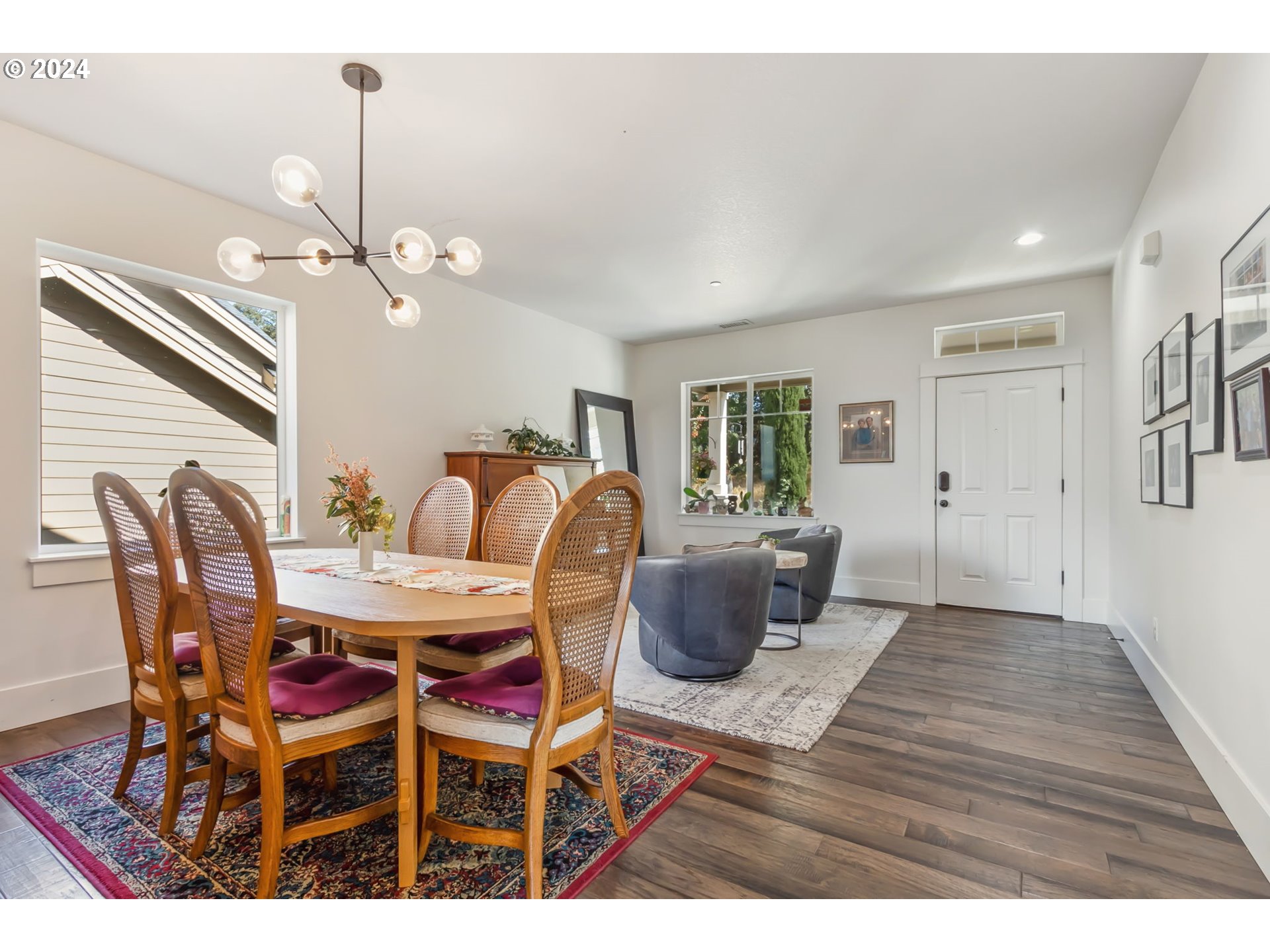 139 N HIGH TEE CT