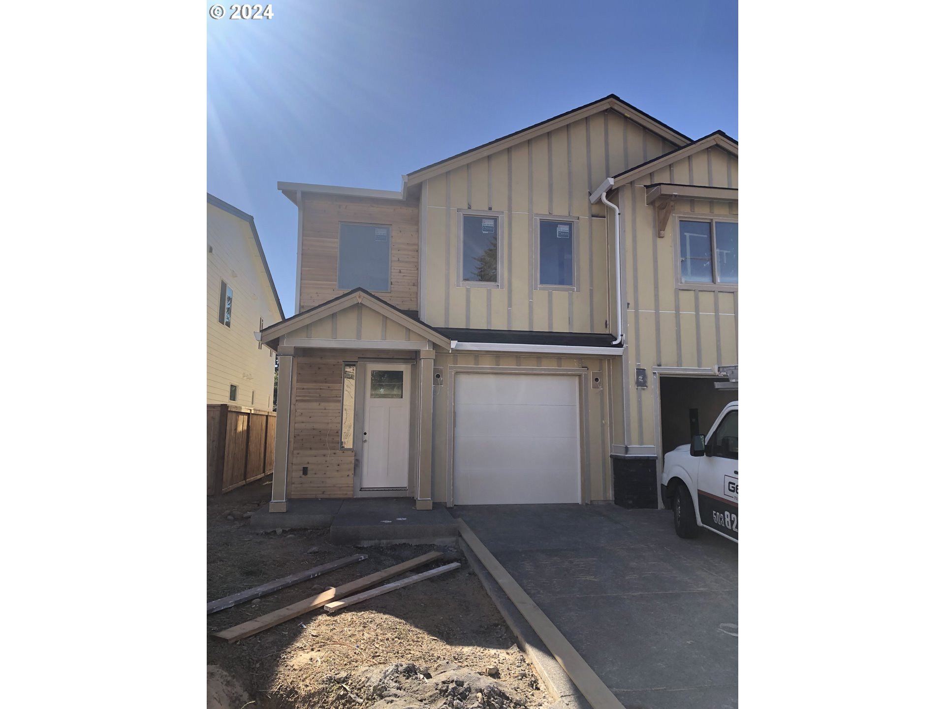 2408 SE Maybrook LN 17A