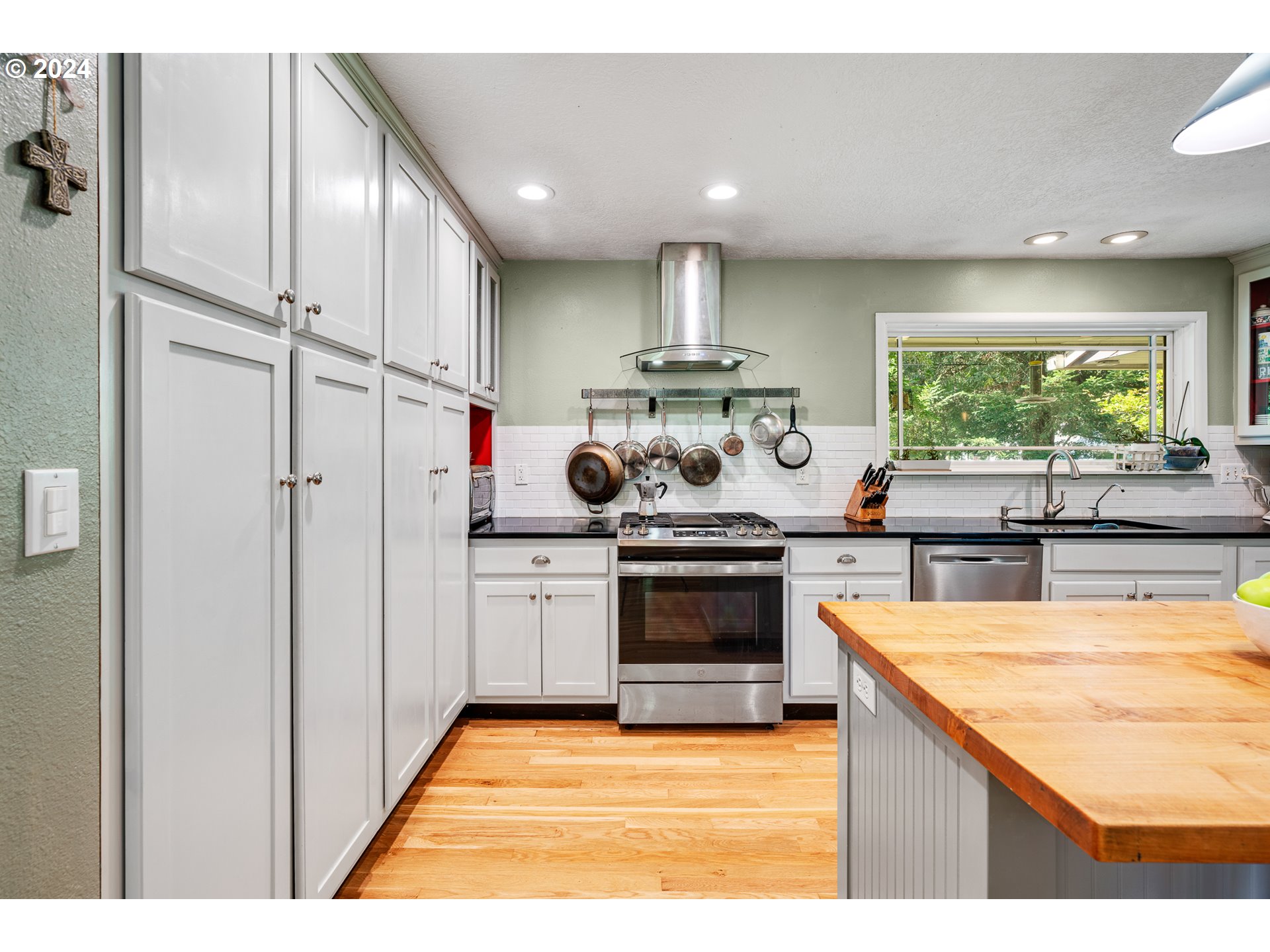 3360 SW RIDGEWOOD AVE