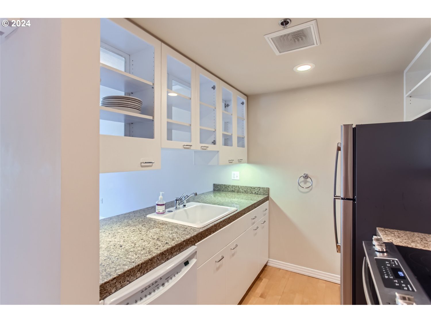 1132 SW 19TH AVE 309