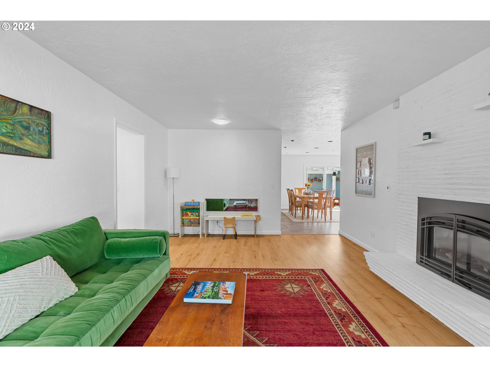 4902 SE GLEN ECHO AVE