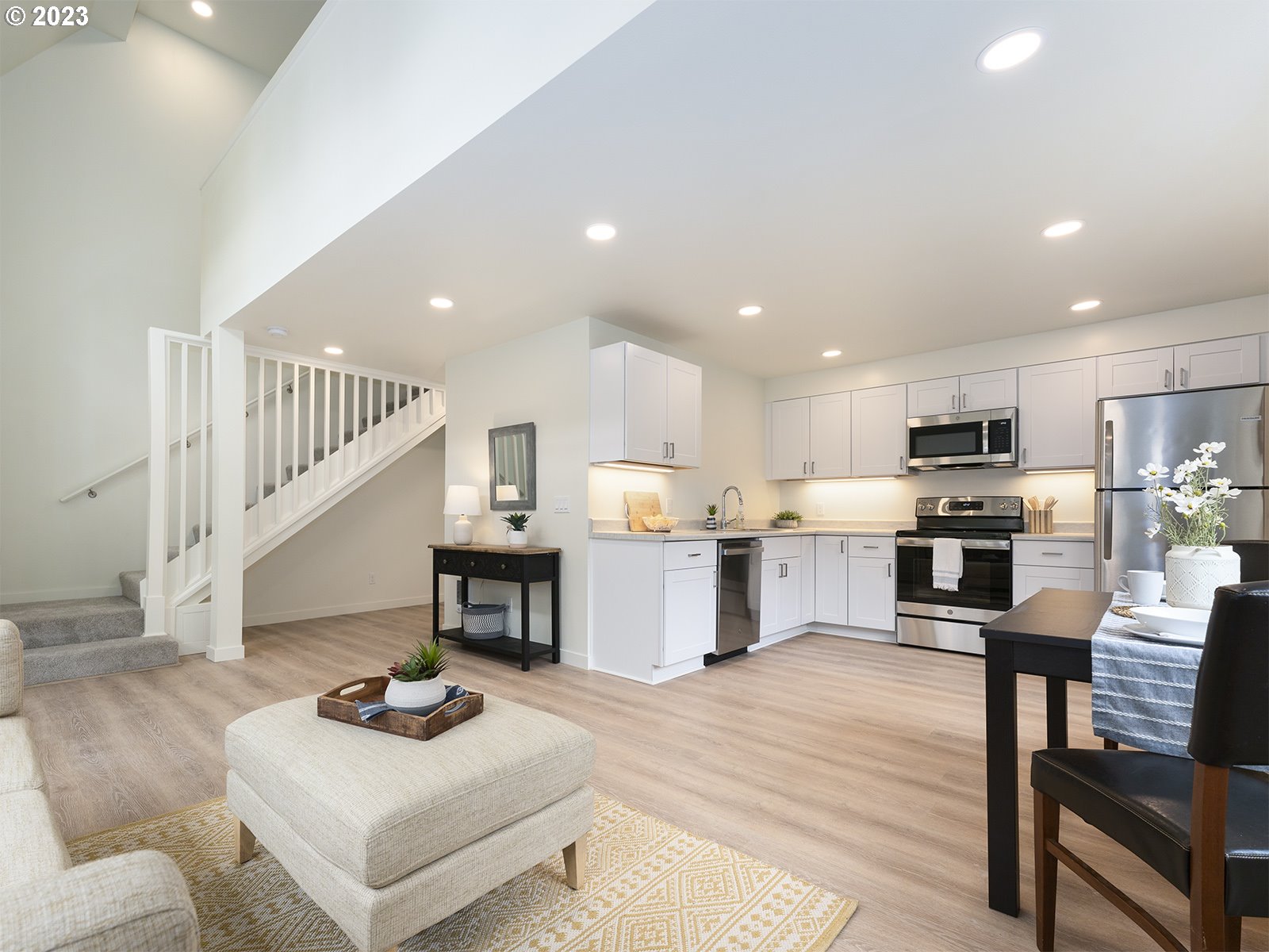 2317 NE CLACKAMAS ST